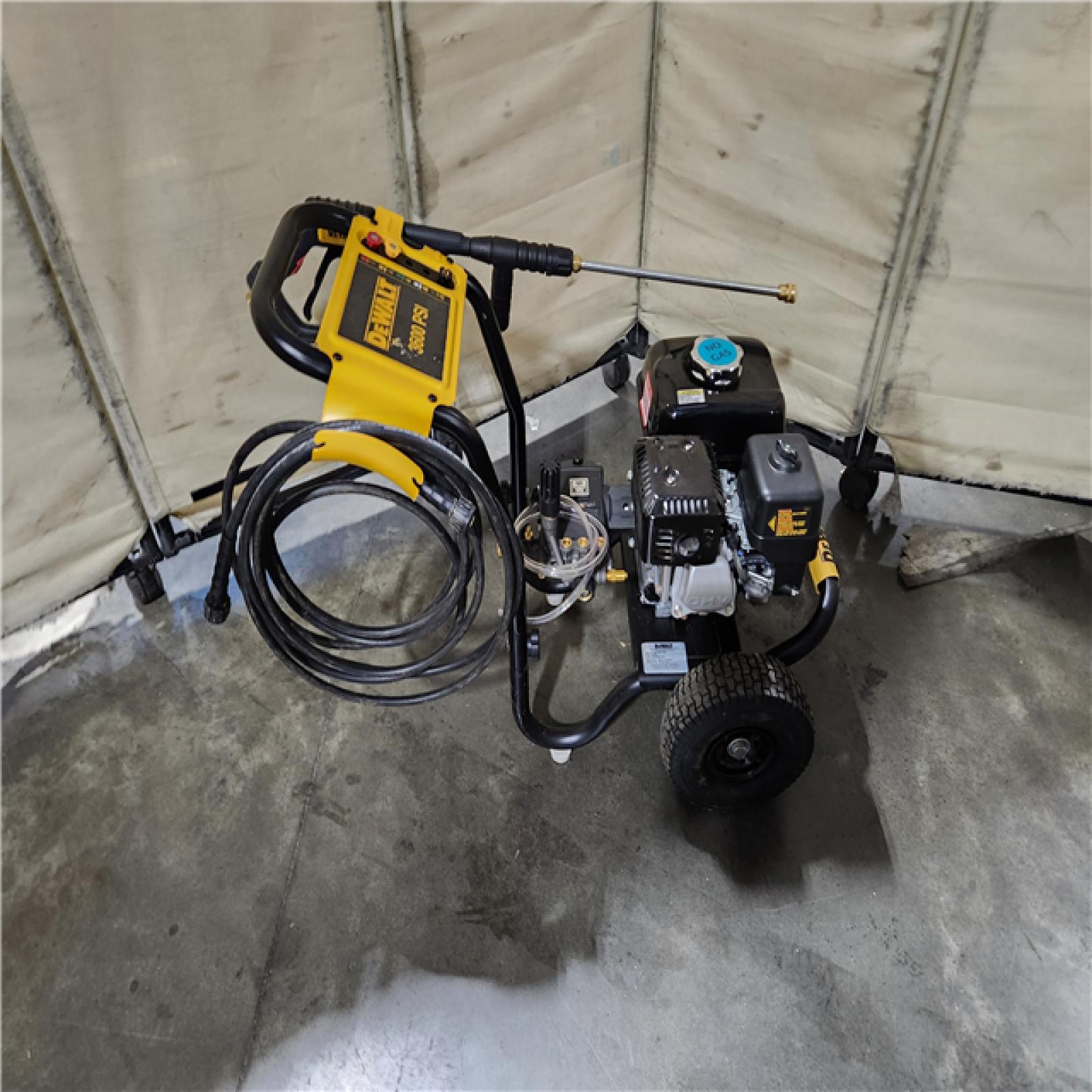 California AS-IS DEWALT 3600 PSI 2.5 GPM Cold Water Gas Professional Pressure Washer with HONDA GX200 Engine