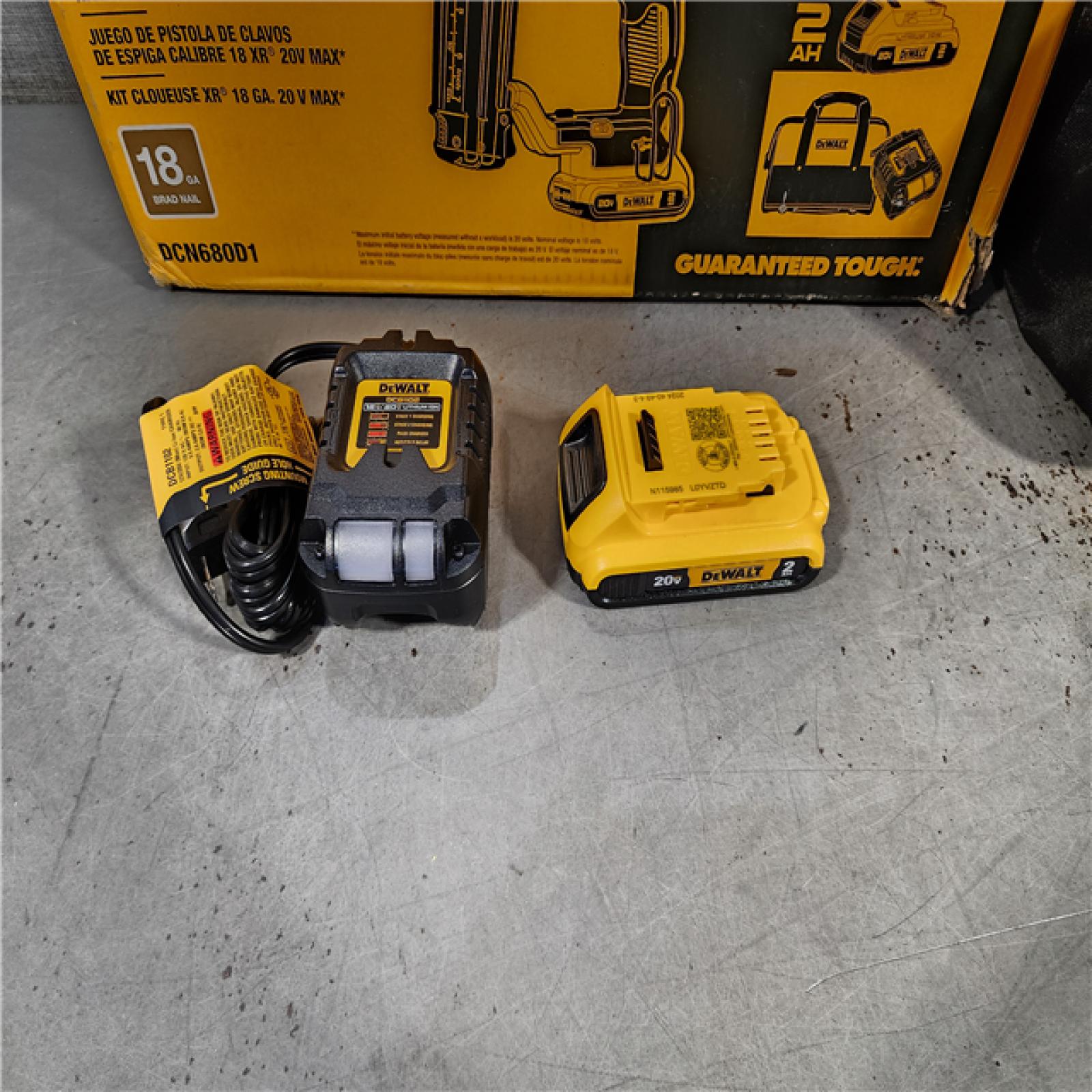 HOUSTON LOCATION - AS-IS DEWALT 20V MAX XR 18 Gauge Brad Nailer Kit