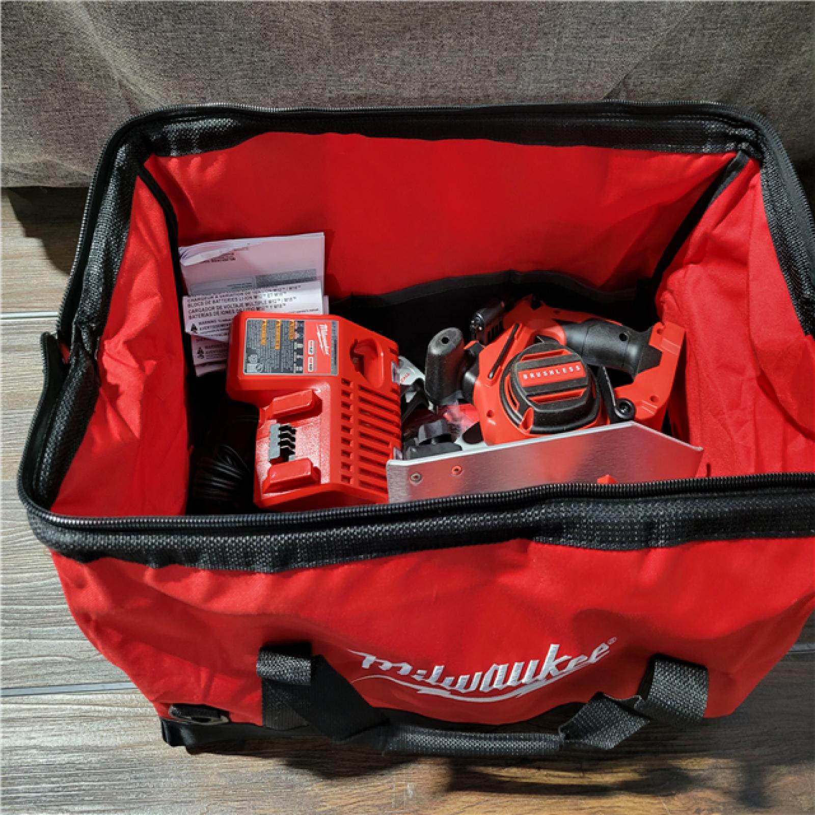 CALIFORNIA AS-IS MILWAUKEE M18 4-TOOL COMBO KIT(BATTERIES,CHARGER,AND BAG INCLUDED)