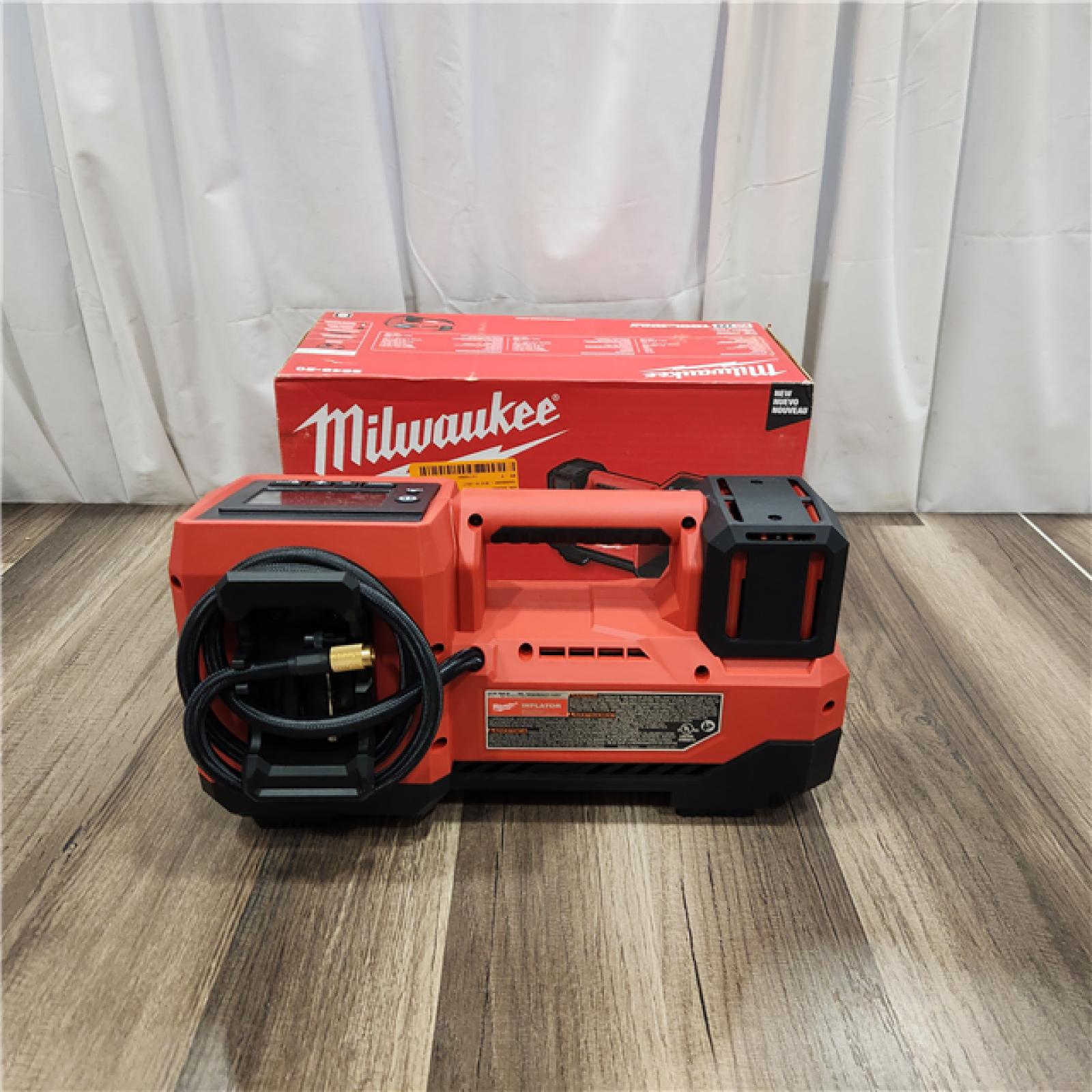 AS IS Milwaukee M18 18 V 150 PSI Tire Inflator