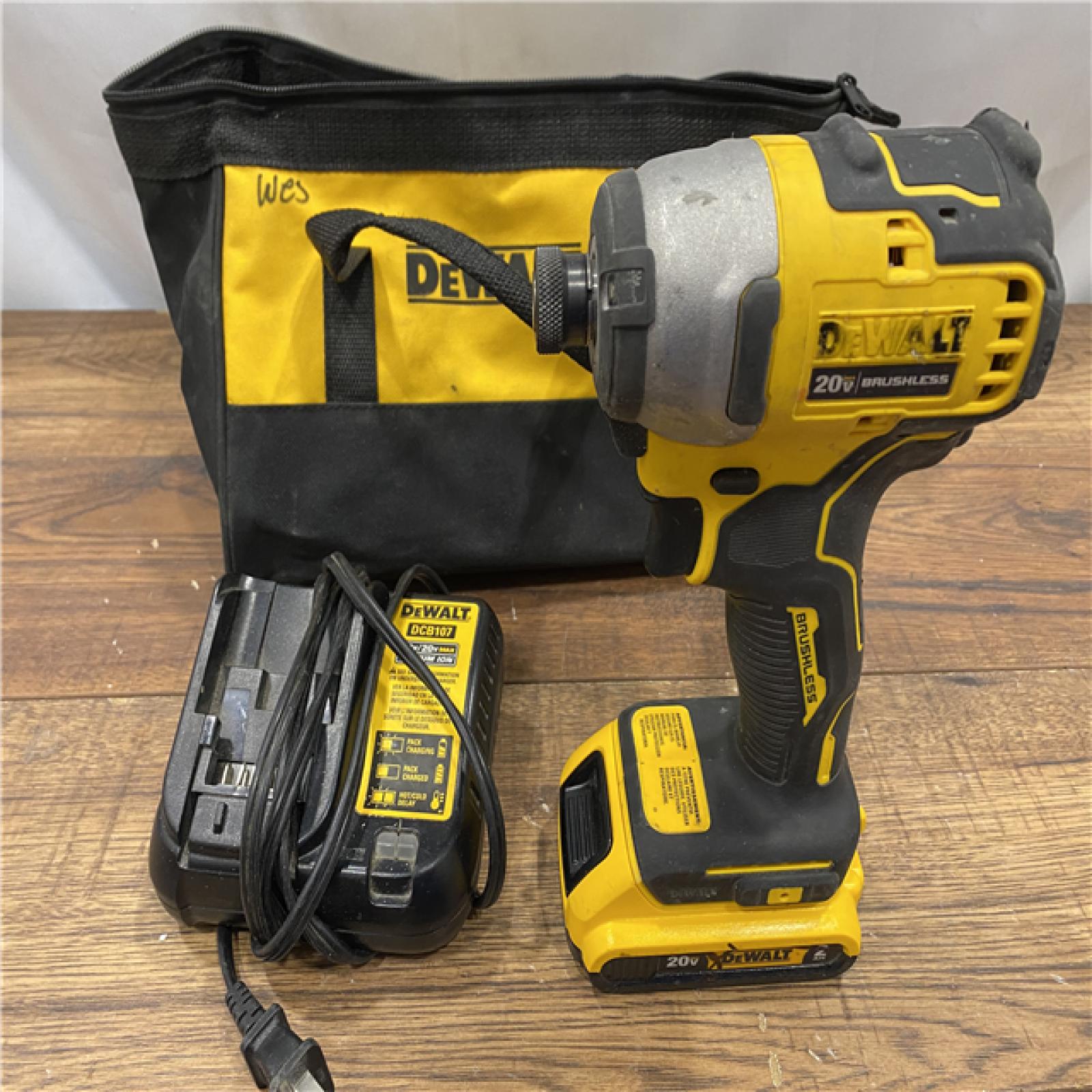 AS IS DEWALT ATOMIC 20V MAX* Brushless Cordless Compact 1/4 in. Impact Driver Kit