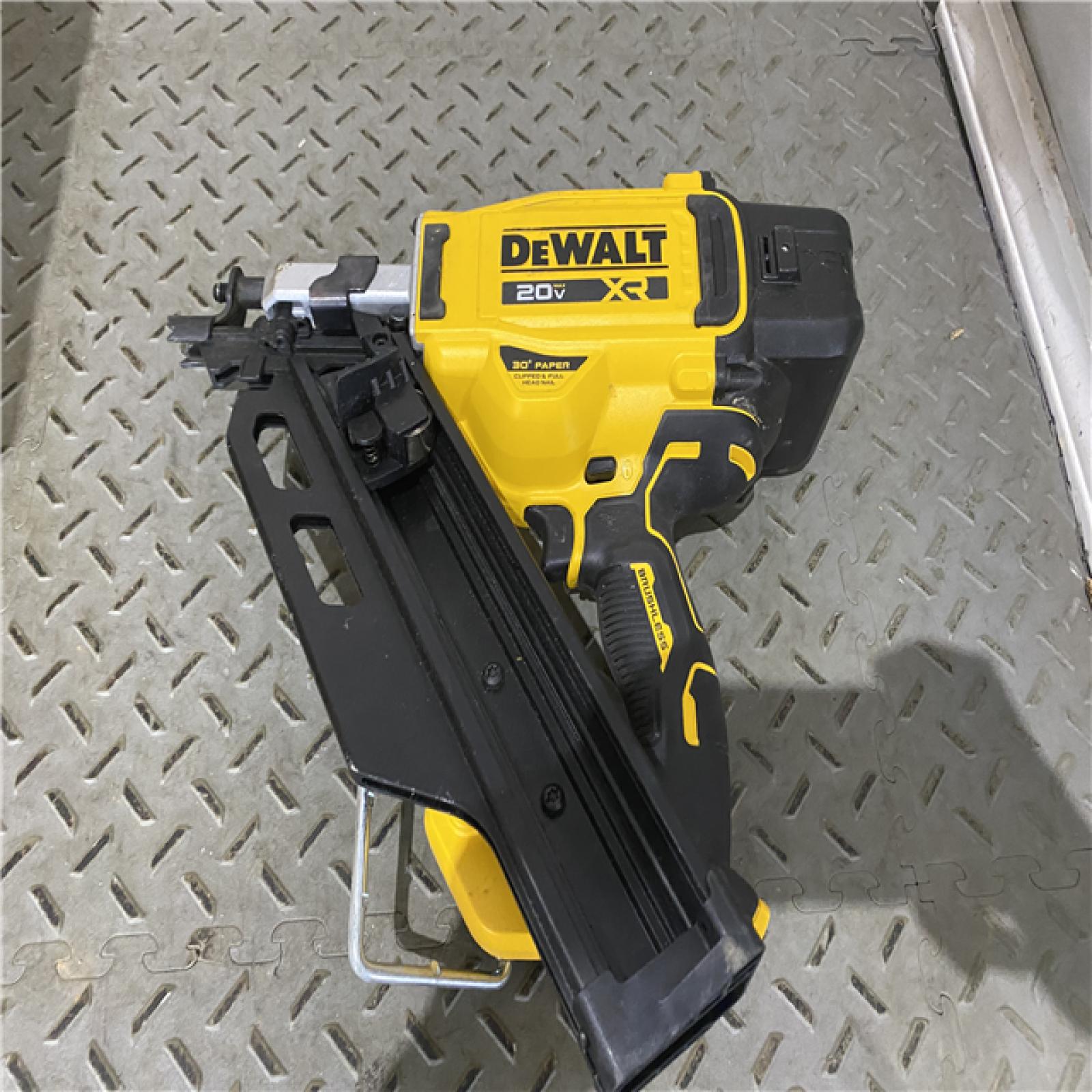 Houston location AS-IS Dewalt 20-Volt 30Â° Cordless Framing Nailer (Tool-Only)