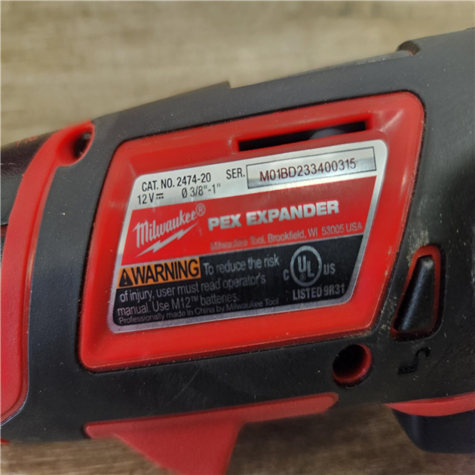 Phoenix Location Milwaukee M12 12-Volt Lithium-Ion Cordless PEX Expansion Tool Kit with (2) 1.5 Ah Batteries, (3) Expansion Heads and Hard Case