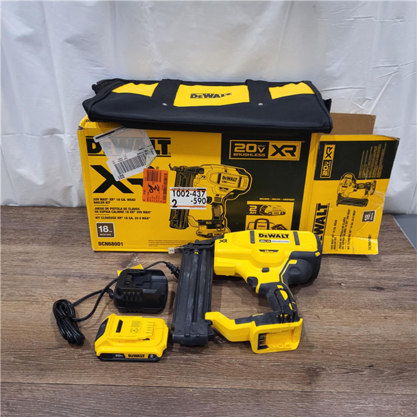 AS-IS DEWALT 20V MAX XR 18 Gauge Brad Nailer Kit