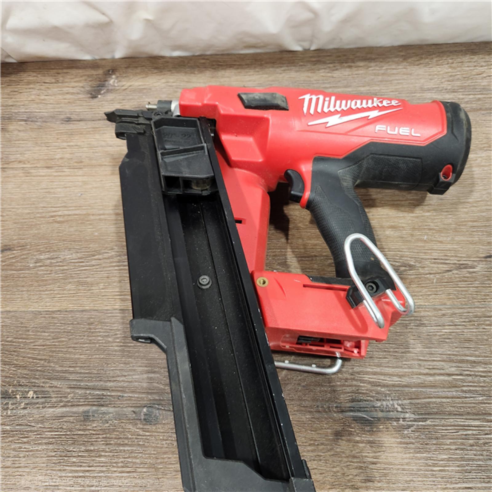 AS-IS Milwaukee 2744-20 M18 FUEL 21-Degree Cordless Framing Nailer (Tool Only)