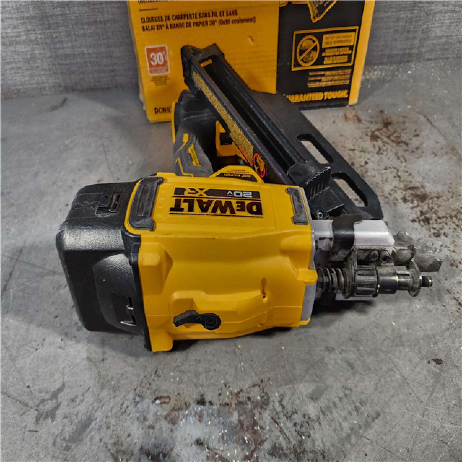 HOUSTON LOCATION - AS-IS DEWALT 20-Volt 30Â° Cordless Framing Nailer (Tool-Only)