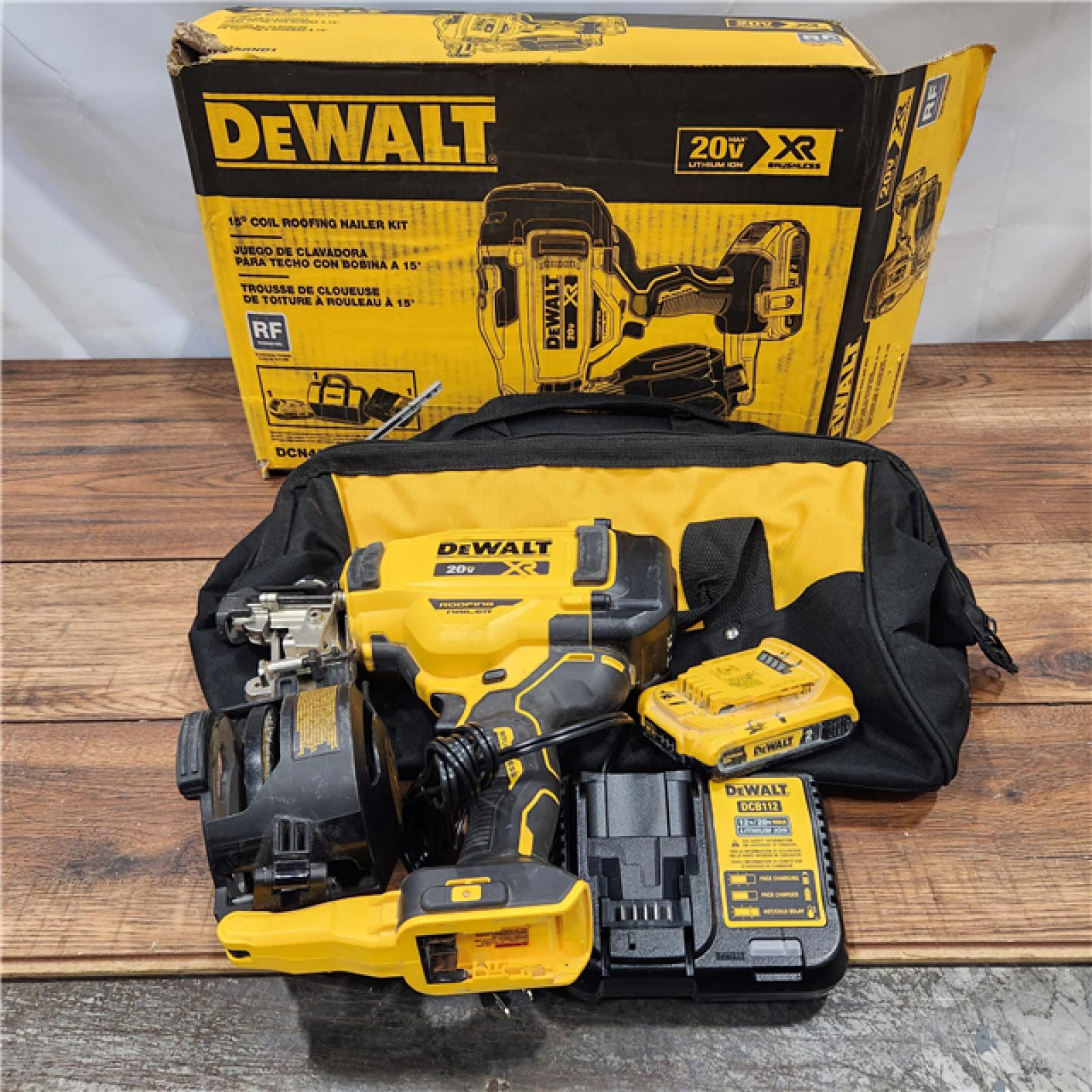 AS-IS DEWALT 2007898 Roofing Nailer Cordless