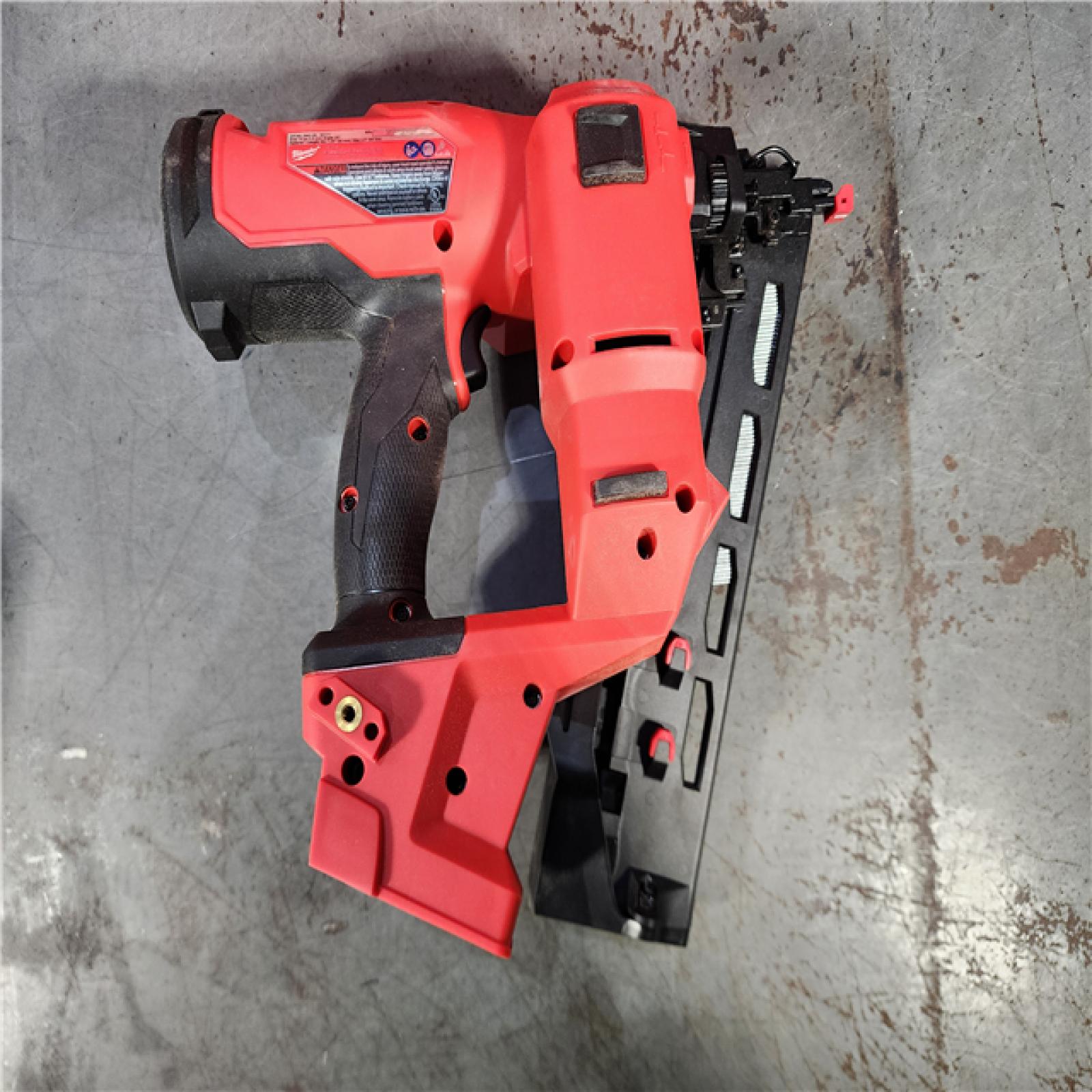 HOUSTON LOCATION - AS-IS Milwaukee 2841-20 18V Cordless Gen II 16 Gauge Angled Finish Nailer (Tool Only)