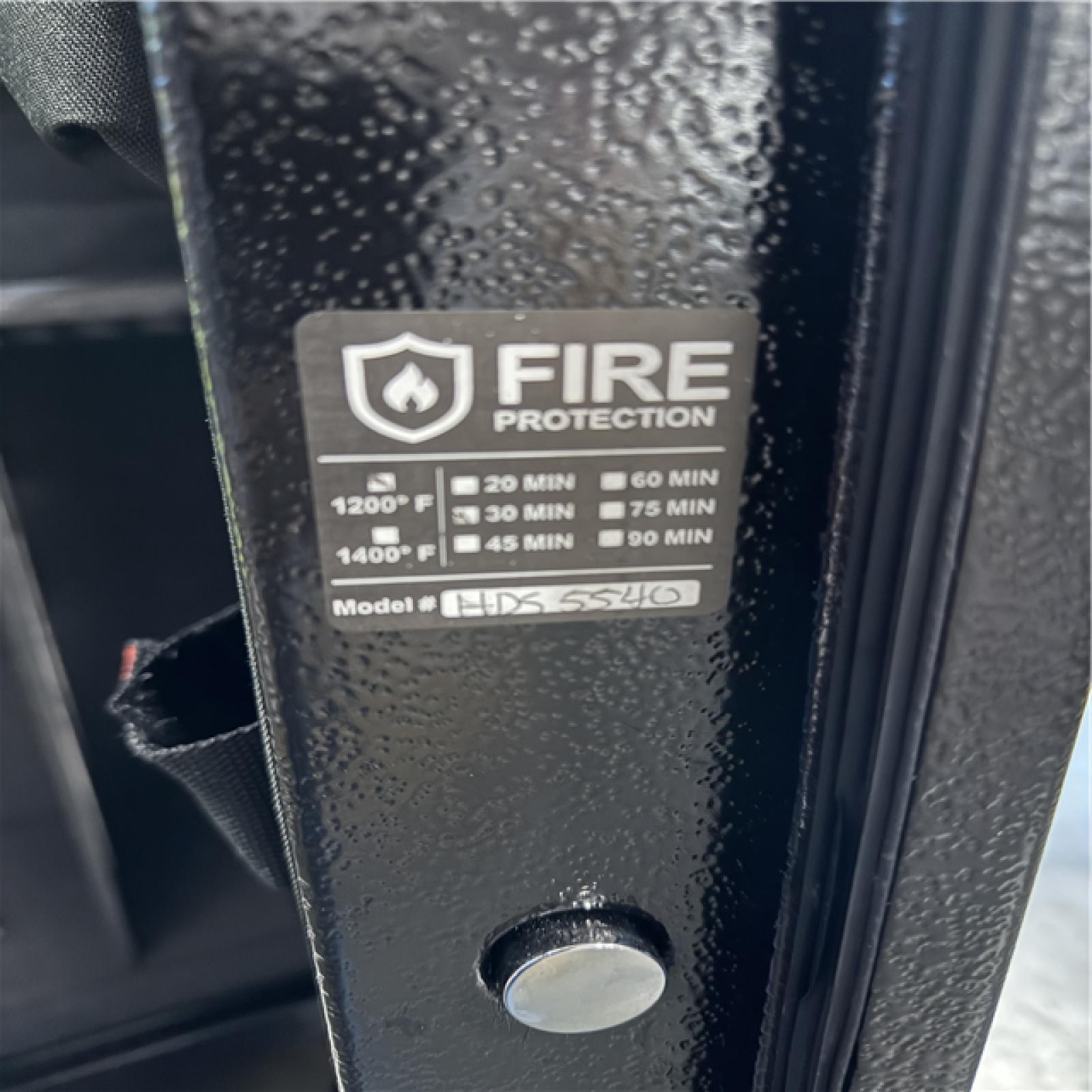 California AS-IS Stack-On Siege Fireproof Electronic Gun Safe, Black: Appears in Excellent Condition