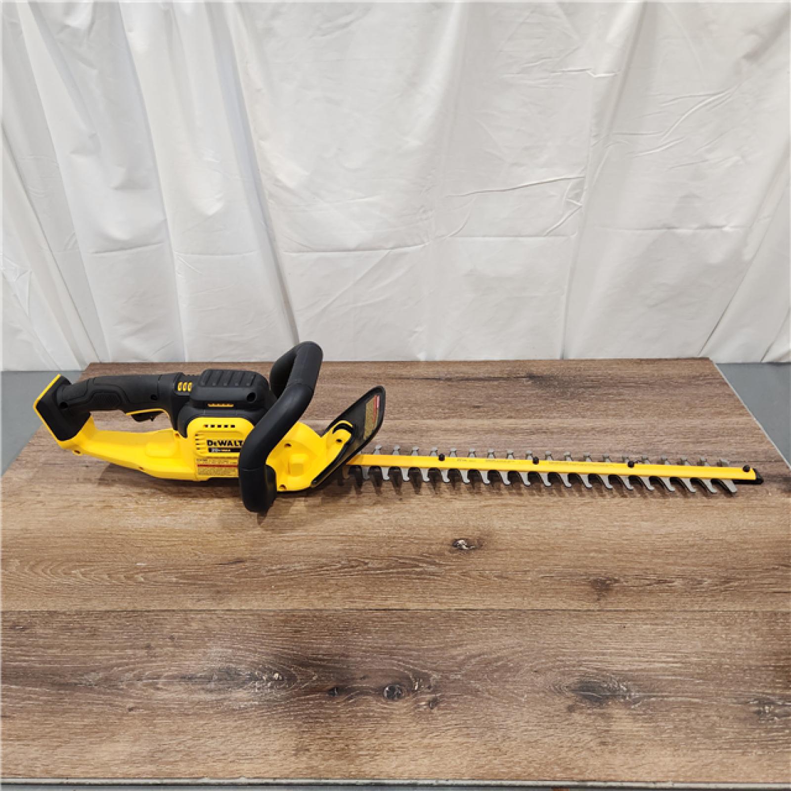 AS-IS Dewalt 20V MAX Lithium Ion Hedge Trimmer Bare Tool Only