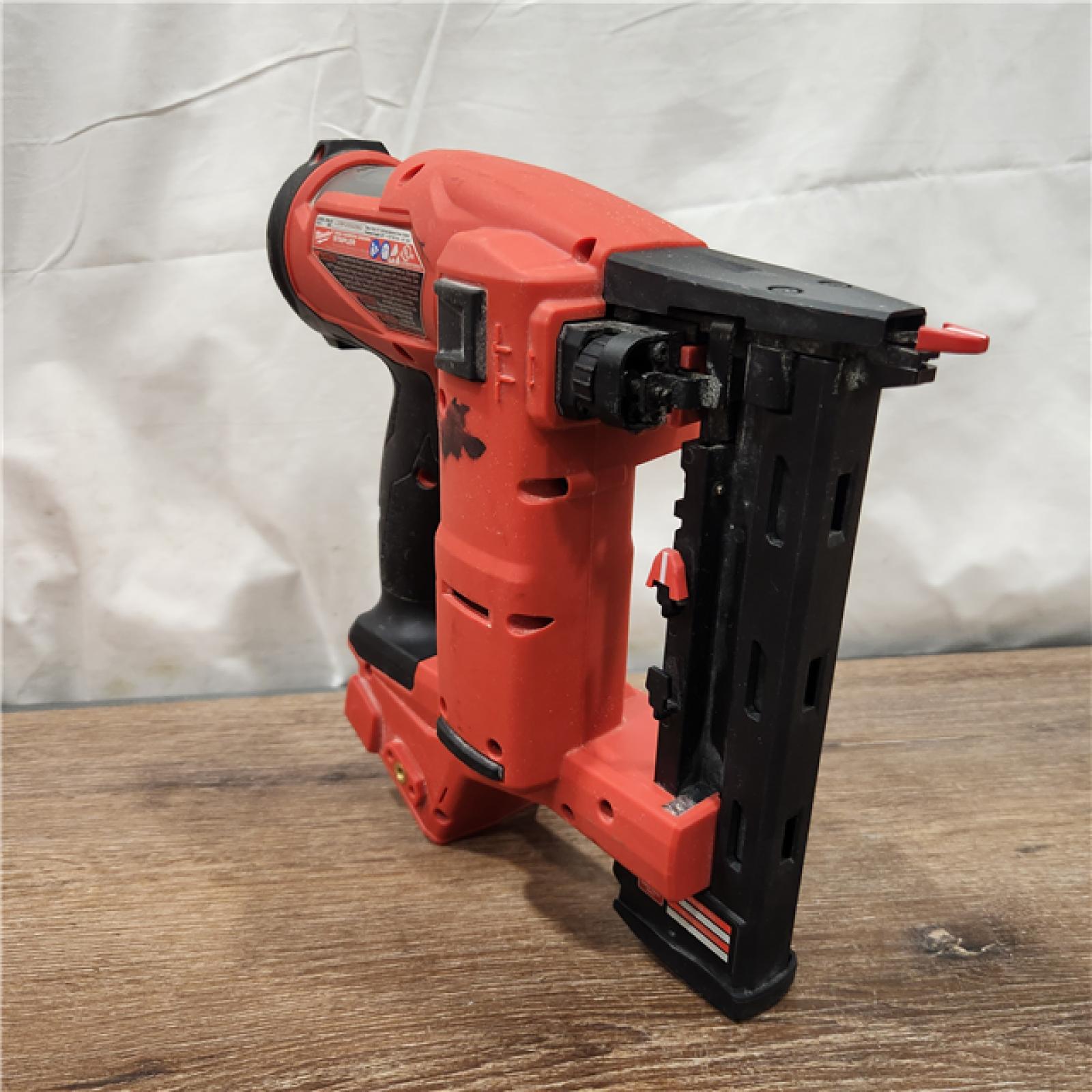 AS-IS M18 FUEL 18-Volt Lithium-Ion Brushless Cordless 18-Gauge 1/4 in. Narrow Crown Stapler (Tool-Only)