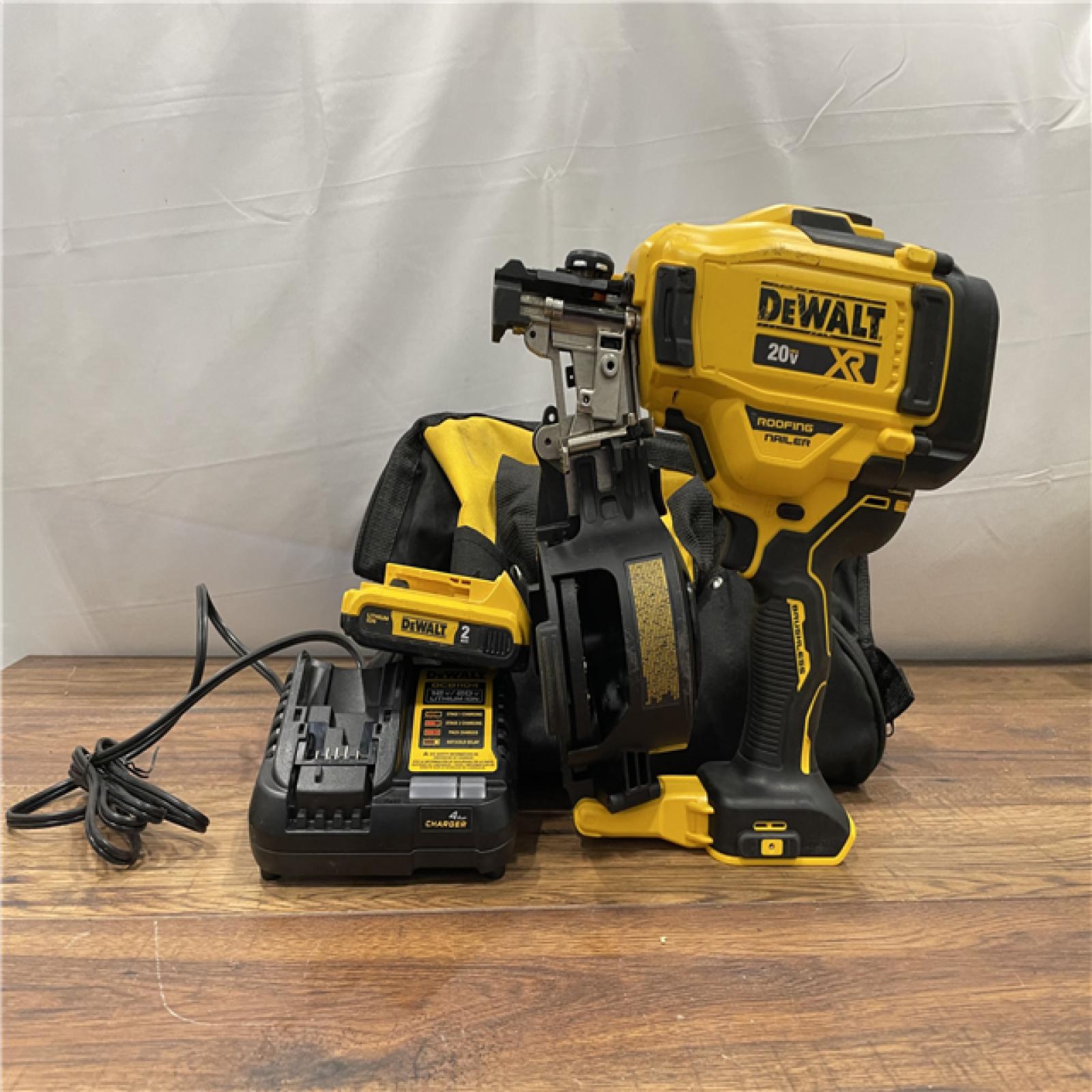 AS-IS DEWALT 20V MAX Lithium-Ion 15-Degree Electric Cordless Roofing Nailer Kit