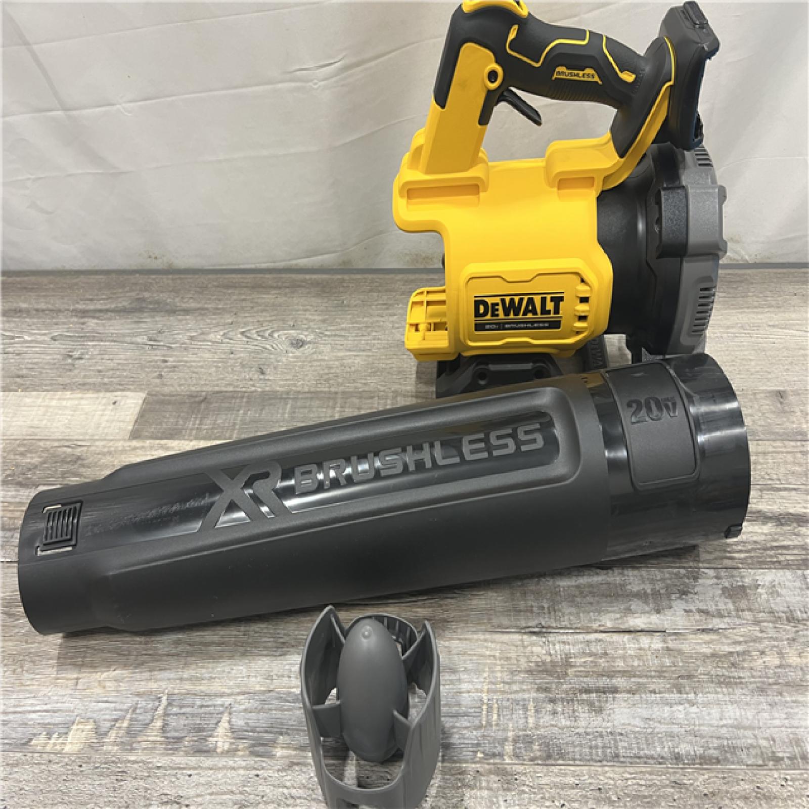 AS-IS DeWalt Brushless Cordless Battery Powered Handheld Leaf Blower KIT