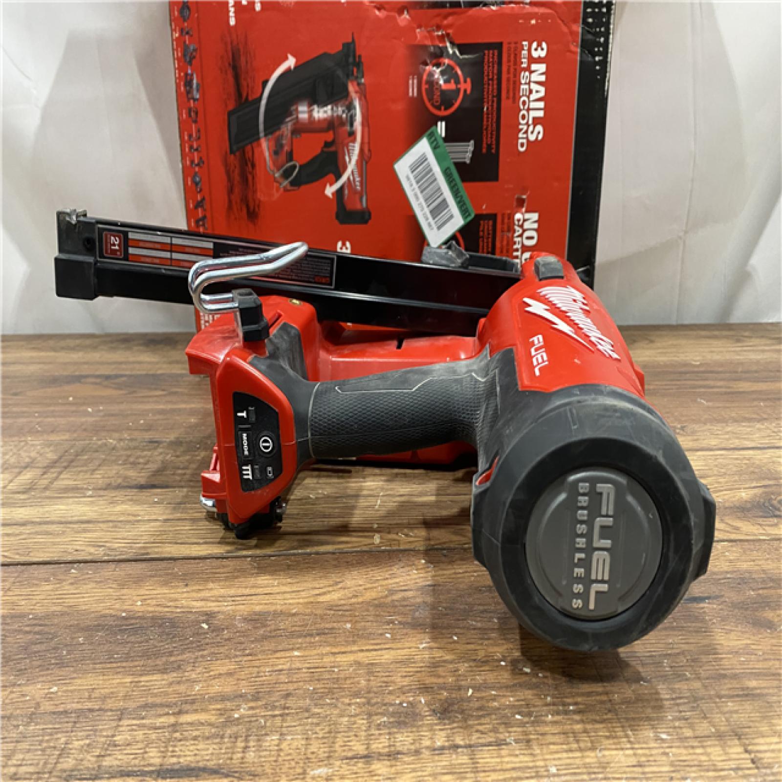 AS IS Milwaukee 2744-20 M18 FUEL 3-1/2 in. 18-Volt 21-Degree Lithium-Ion Brushless Cordless Framing Nailer (Tool-Only) (Refurbished)