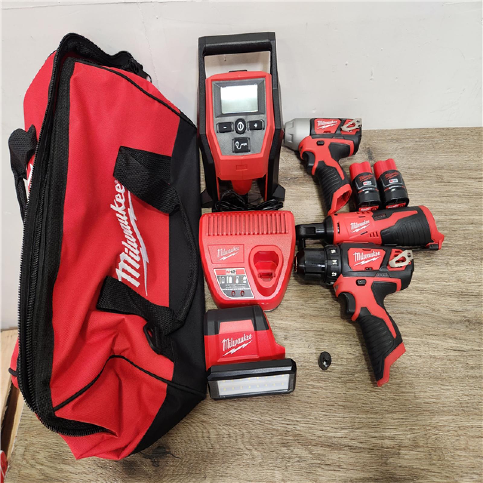 Phoenix Location NEW SEALED Milwaukee M12 12V Lithium-Ion Cordless Combo Kit with Two 2.0Ah Batteries, Charger and Bag (5-Tool)