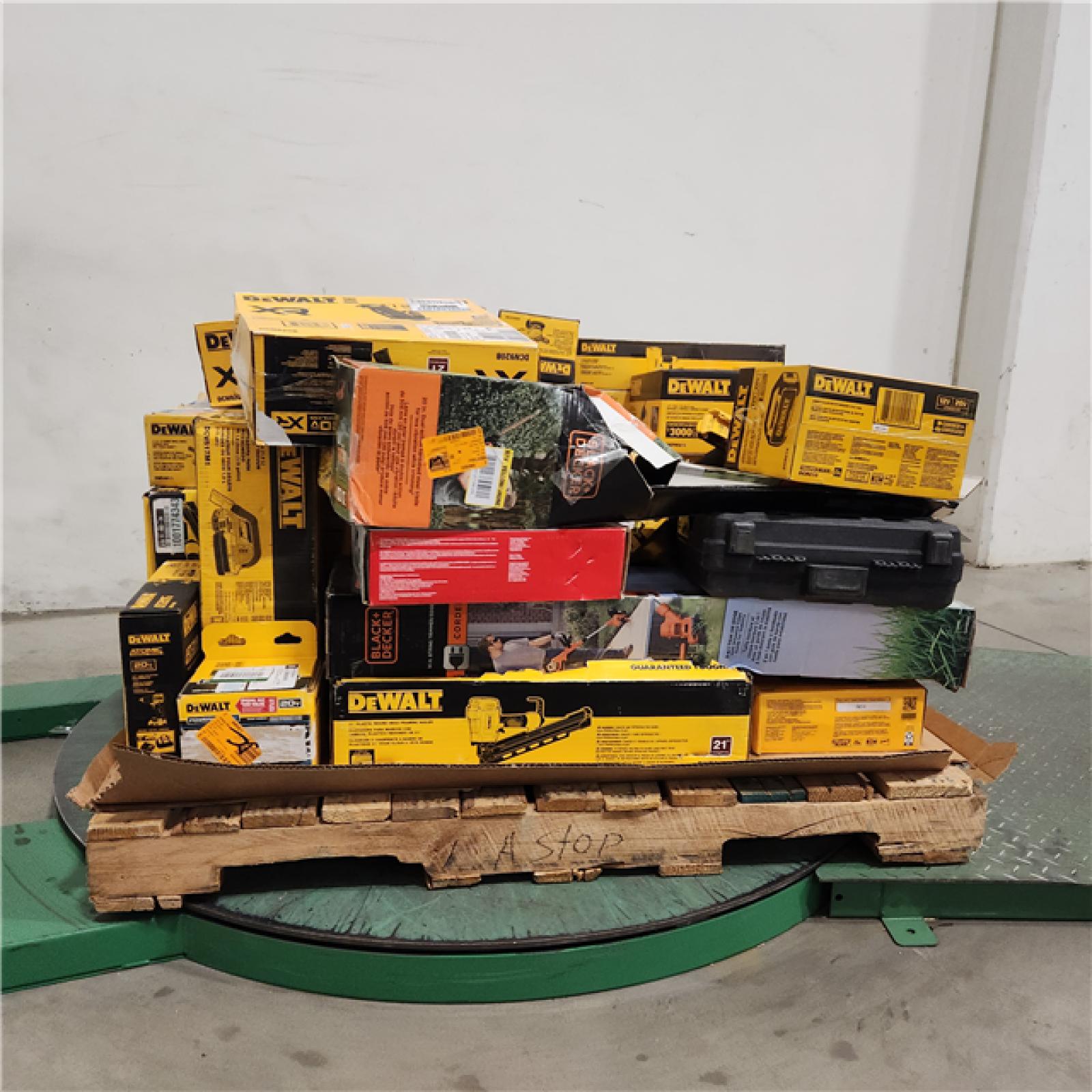 Dallas Location - As-Is DEWALT Tool Pallet