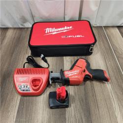 AS IS MILWAUKEE M12 Fuel Kit De Sierra Sable Reciproca Hackzall Con 1 BaterÃ­a Milwaukee