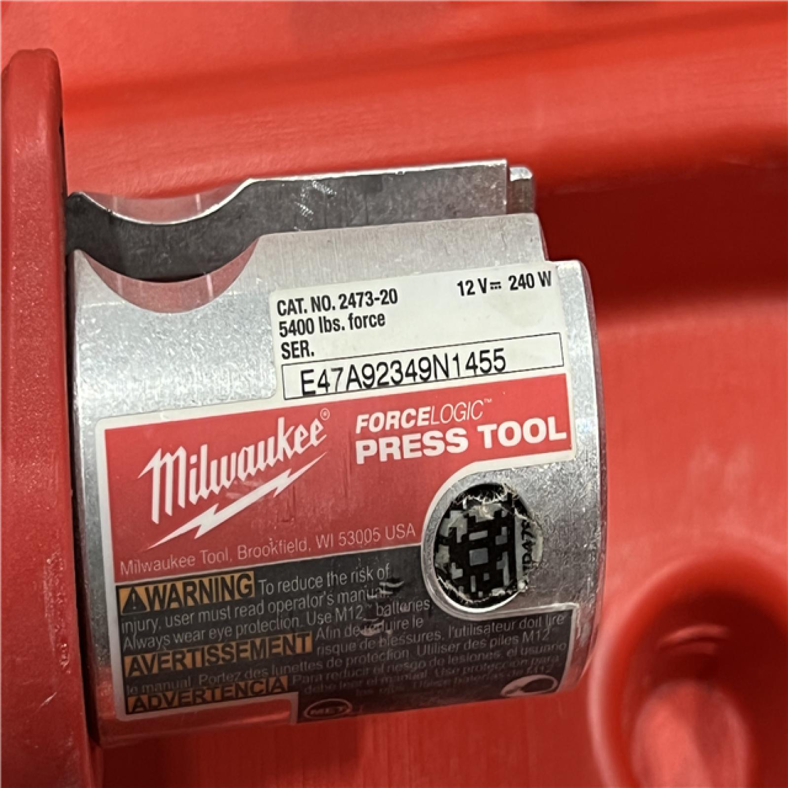 AS-IS Milwaukee M12 Force Logic Press Tool 1/2 in. to 1 in. Kit