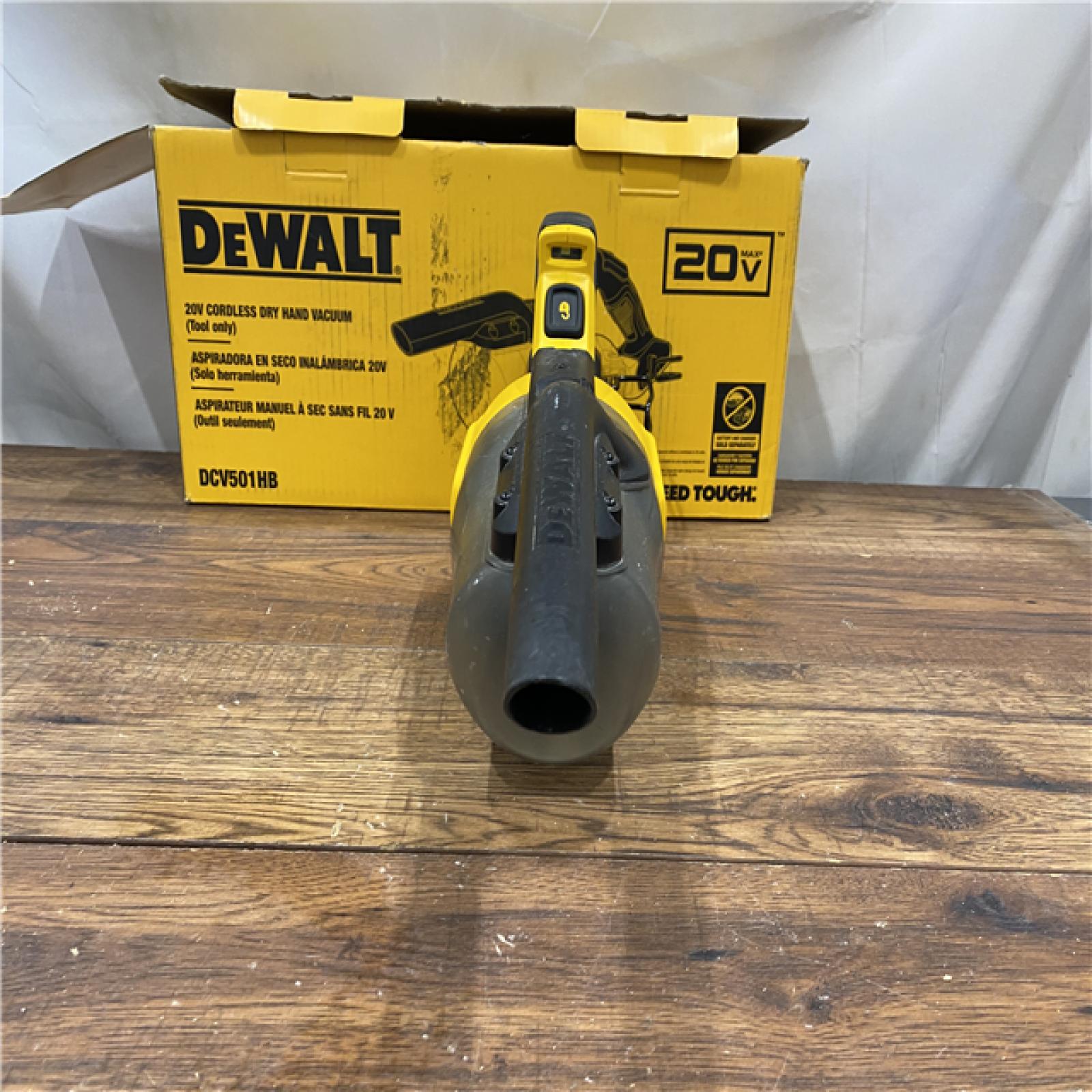 AS IS DEWALT 20V Lithium-Ion Cordless Dry Hand Vacuum kit  (Tool Only)