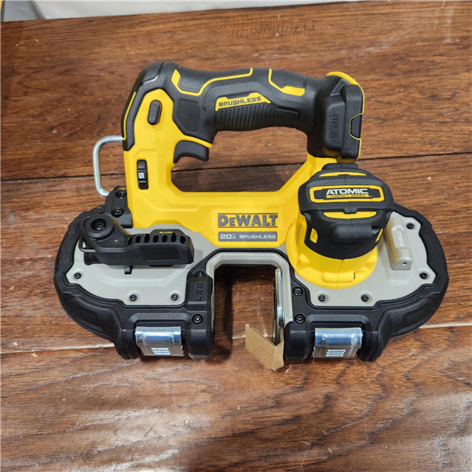 AS-IS Dewalt DCS377B 20V MAX ATOMIC Brushless Cordless 1-3/4  Compact Bandsaw