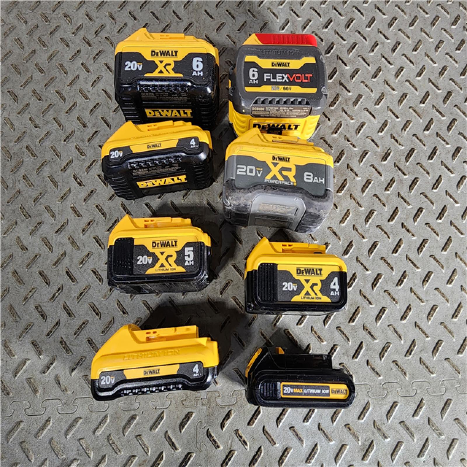 HOUSTON LOCATION - AS-IS DEWALT BATTERY PACK QTY - 20