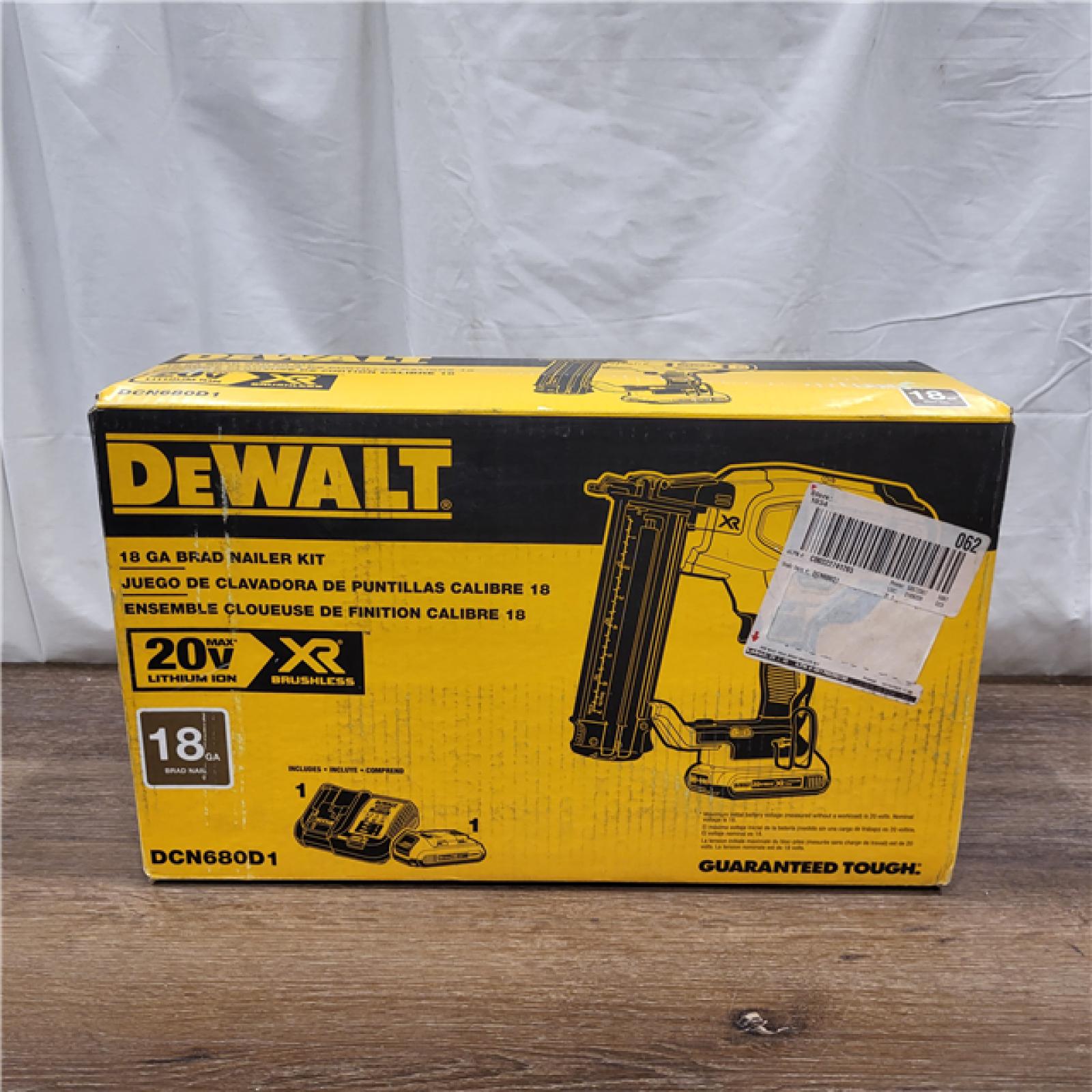 AS-IS DEWALT 20V MAX XR 18 Gauge Brad Nailer Kit