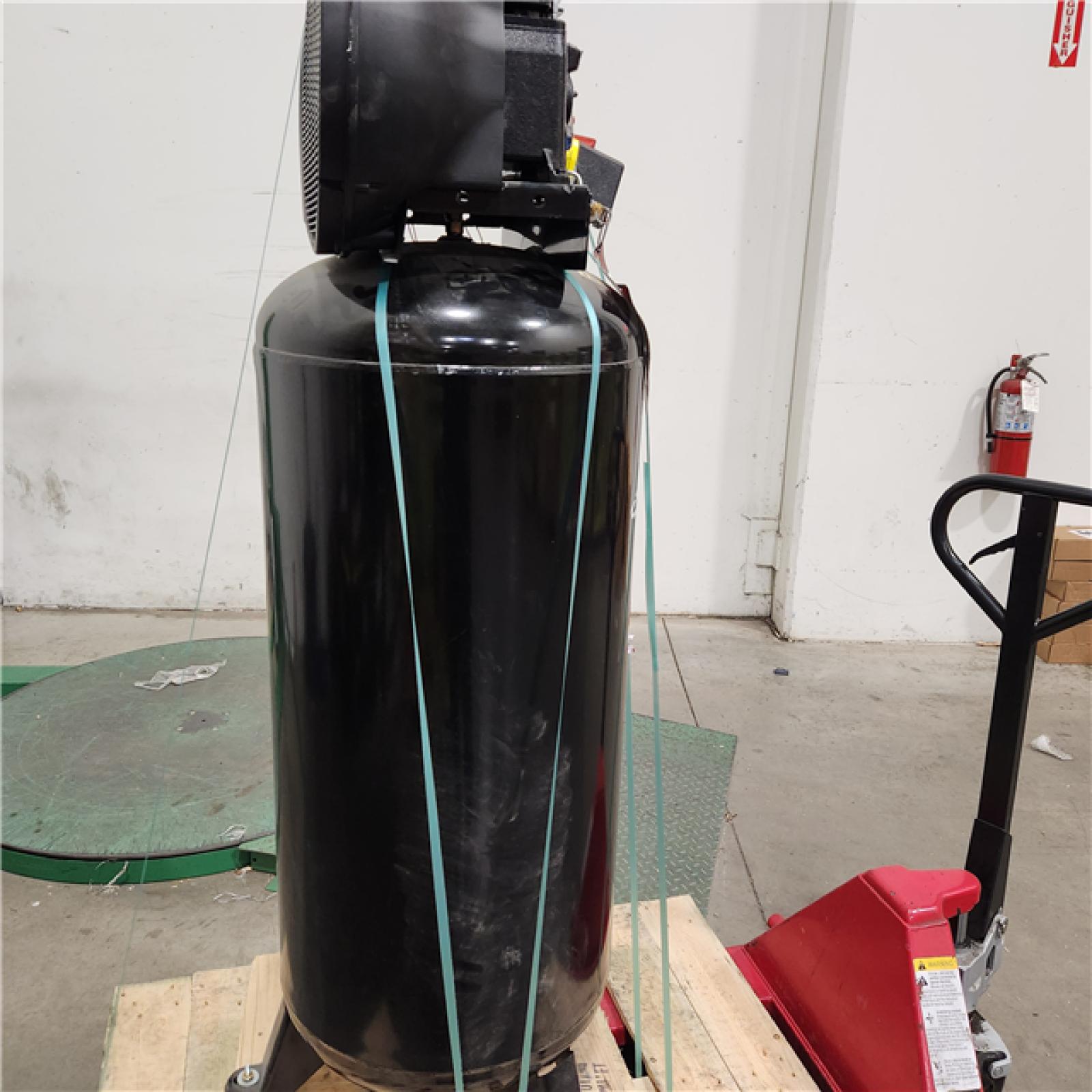 Dallas Location - As-Is Husky C603H Stationary Electric Air Compressor