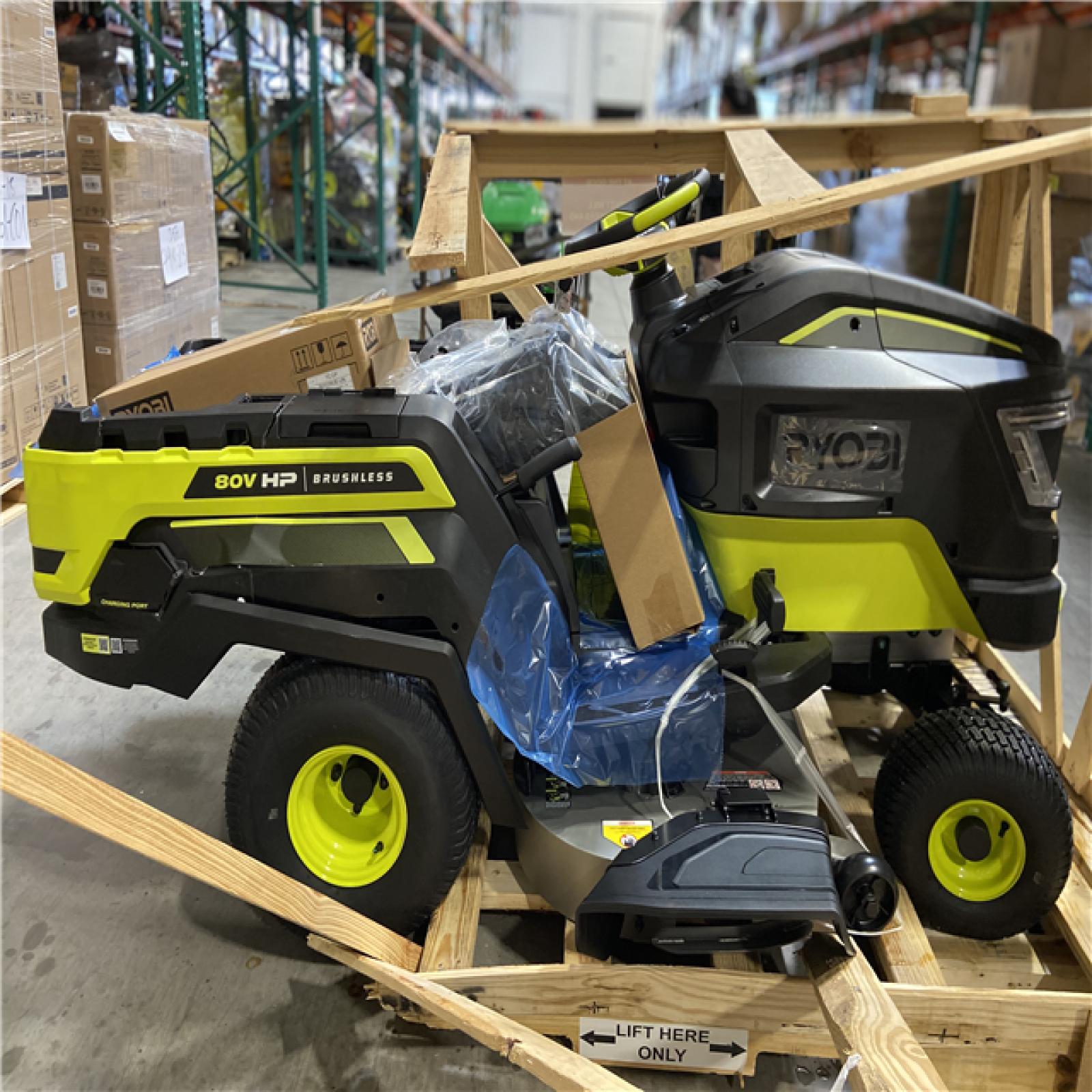 DALLAS LOCATION - RYOBI 80V HP Brushless 42 in. Battery Electric Cordless Riding Lawn Tractor