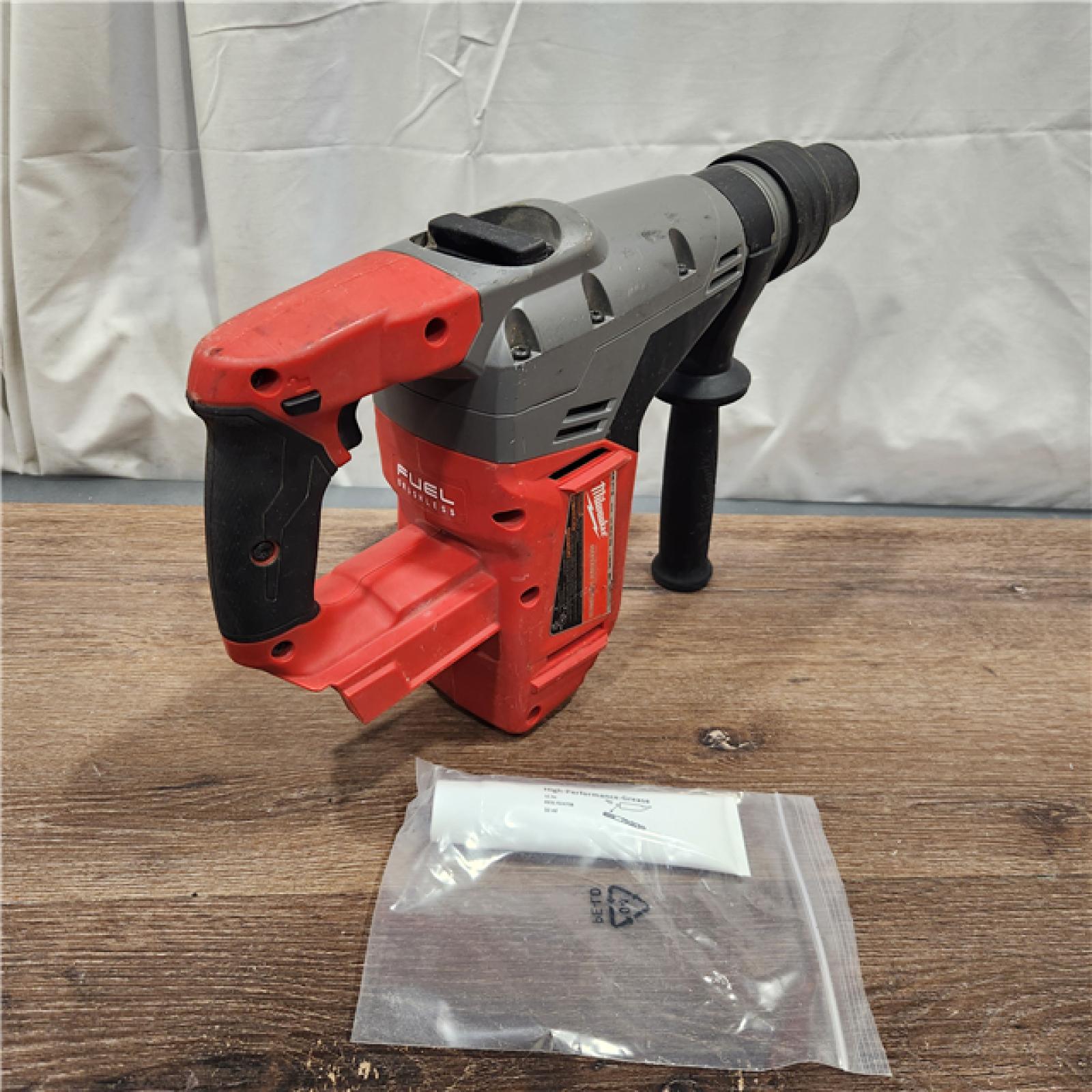 AS-IS M18 FUEL 18V Lithium-Ion Brushless Cordless 1-9/16 in. SDS-Max Rotary Hammer (Tool-Only)