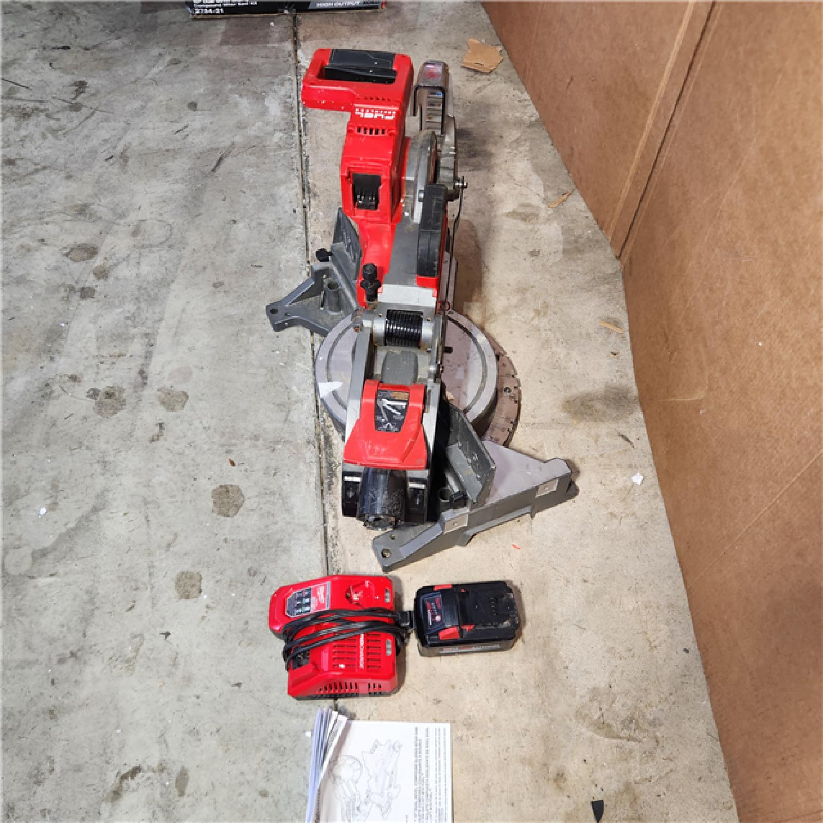 Houston location AS-IS MILWAUKEE M18 FUEL 18V 10 in. Lithium-Ion Brushless Cordless Dual Bevel Sliding Compound Miter Saw Kit with One 8.0 Ah Battery
