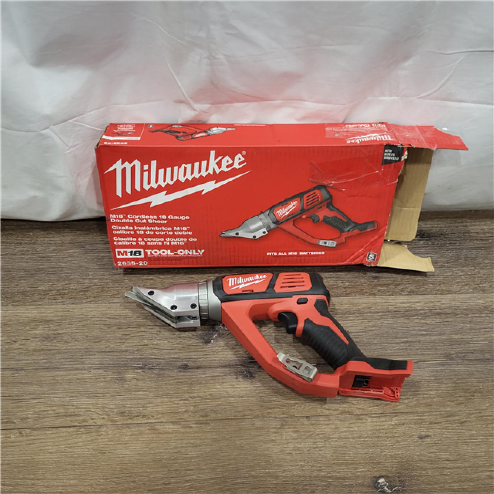 AS-IS Milwaukee M18 18-volt Lithium-ion Cordless 18-gauge Double Cut Metal Shear  Bare Tool