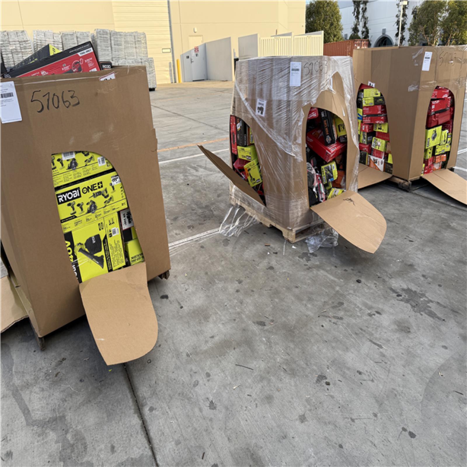 California AS-IS POWER TOOLS Partial Lot (3 Pallets) P-R057063