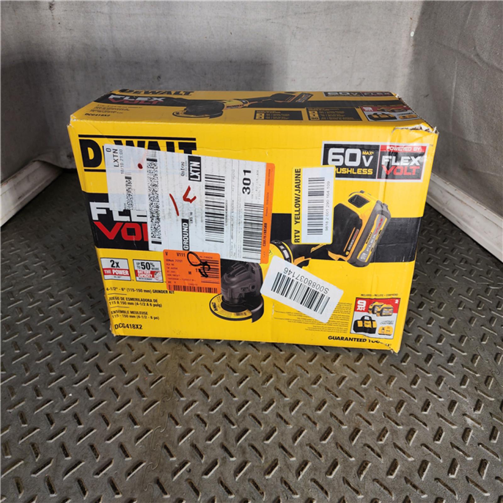 HOUSTON LOCATION - AS-IS (APPEARS LIKE NEW) DeWalt Flexvolt 60V Max Cordless Grinder  4.5 in; 6 in  Kit  1 KT (115-DCG418X2)