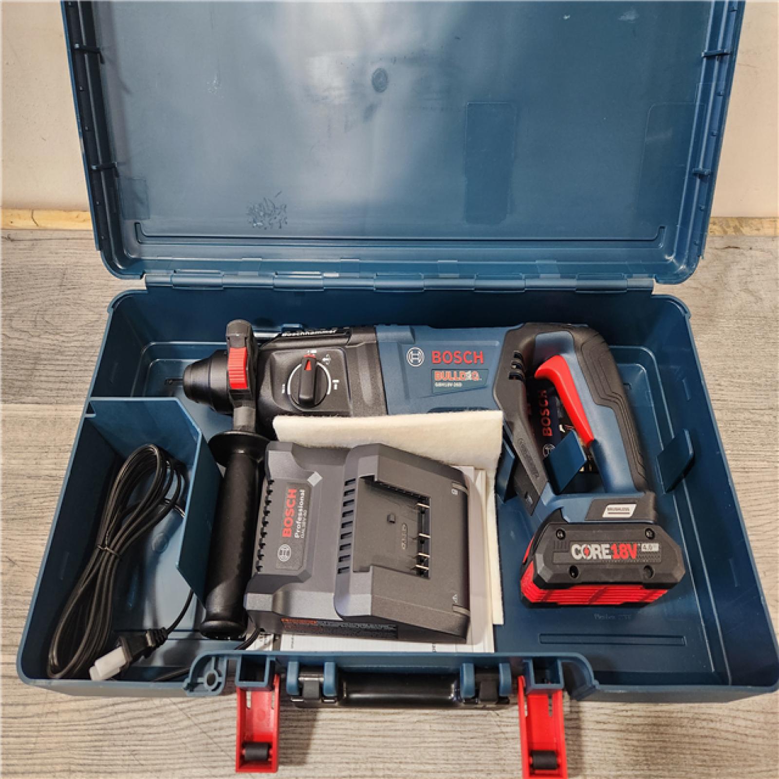 Phoenix Location 18V EC Brushless SDS-plus® Bulldog™ 1 In. Rotary Hammer Kit with (1) CORE18V® 4 Ah Advanced Power Battery