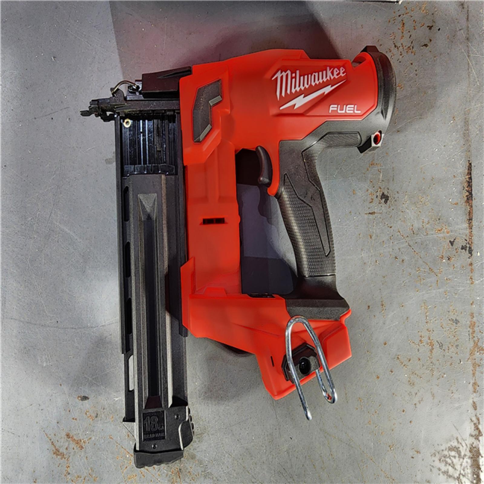 HOUSTON LOCATION - AS-IS (APPEARS LIKE NEW) Milwaukee M18 Fuel 18V Brushless 18-Gauge Brad Nailer 2746-20 (Bare Tool)