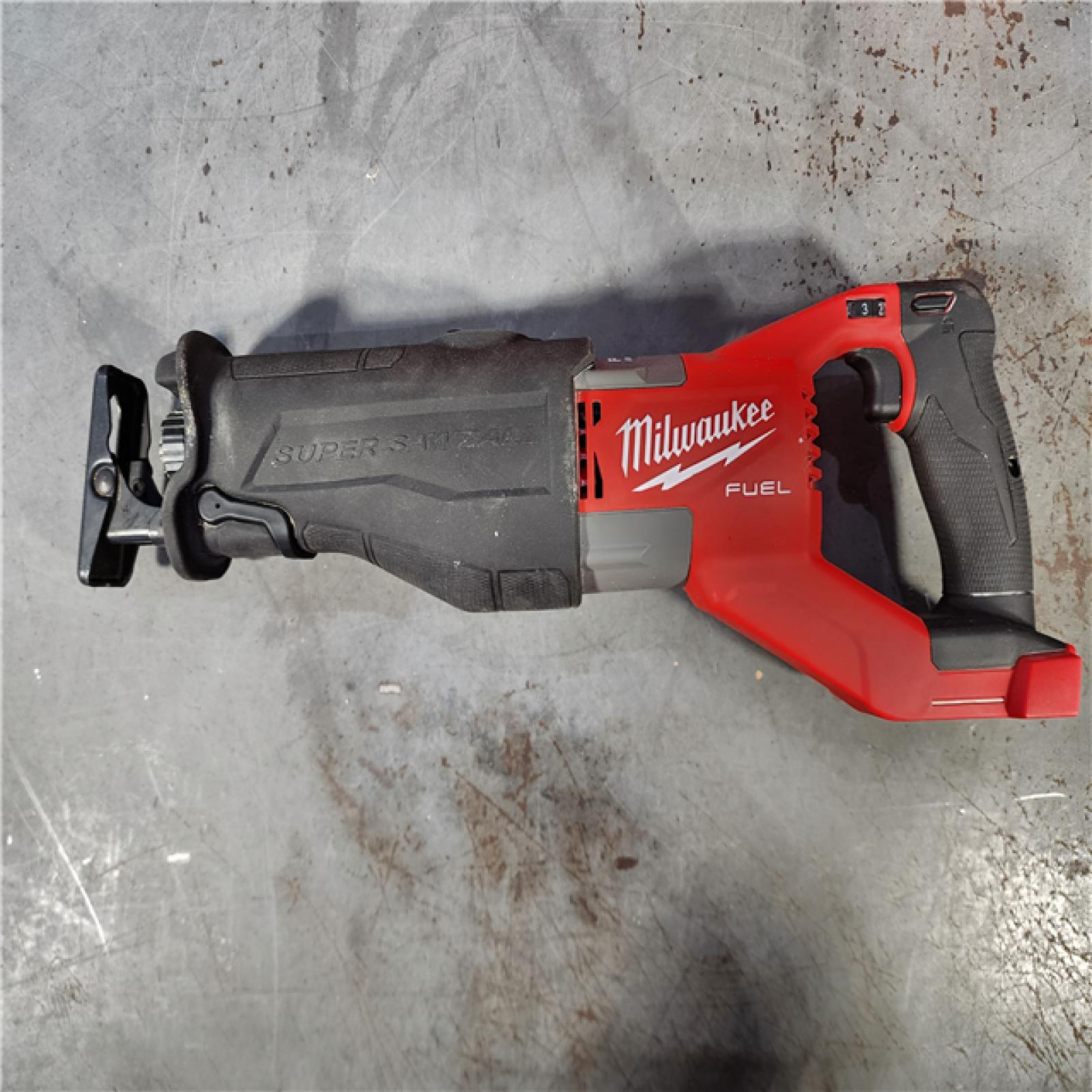 HOUSTON LOCATION - AS-IS Milwaukee M18 Fuel 18V Brushless Super Sawzall Reciprocating Saw 2722-20 (Bare Tool)