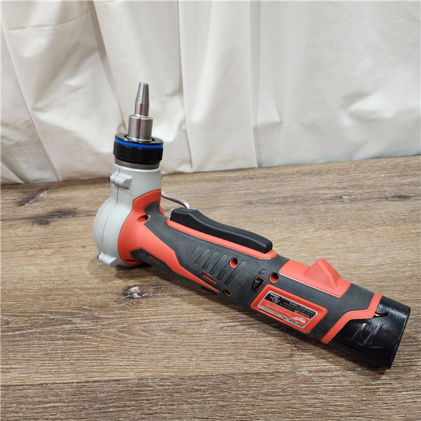 AS-IS M12 12-Volt Lithium-Ion Cordless PEX Expansion Tool Kit with (2) 1.5 Ah Batteries, (3) Expansion Heads and Hard Case