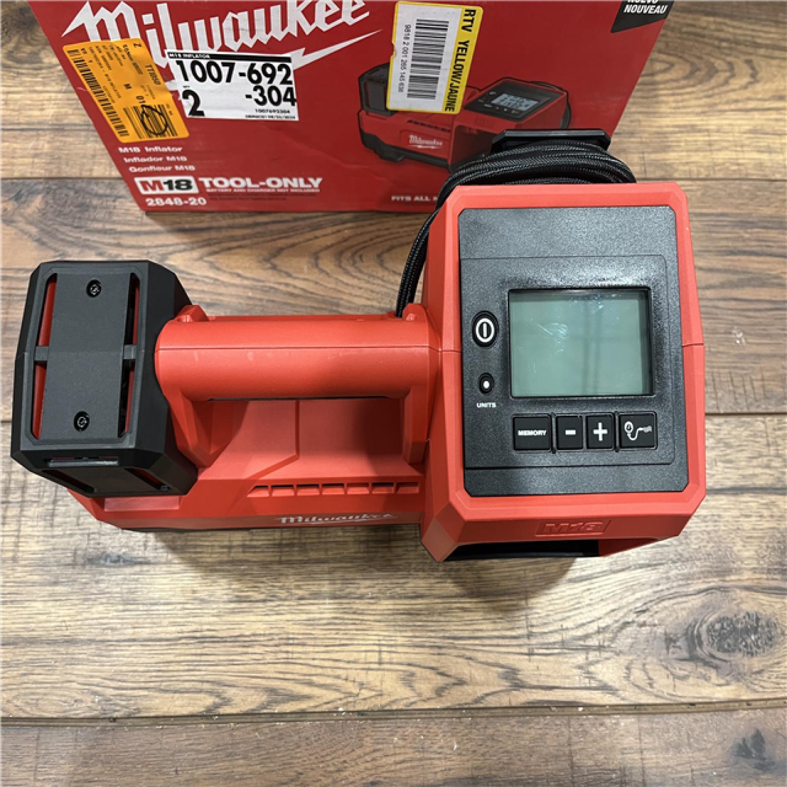 AS-IS Milwaukee M18 18 V 150 PSI Tire Inflator