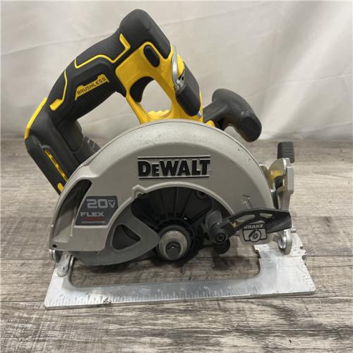 AS-IS DEWALT 20V MAX Cordless Brushless 7-1/4 in. Sidewinder Style Circular Saw with FLEXVOLT ADVANTAGE (Tool Only)