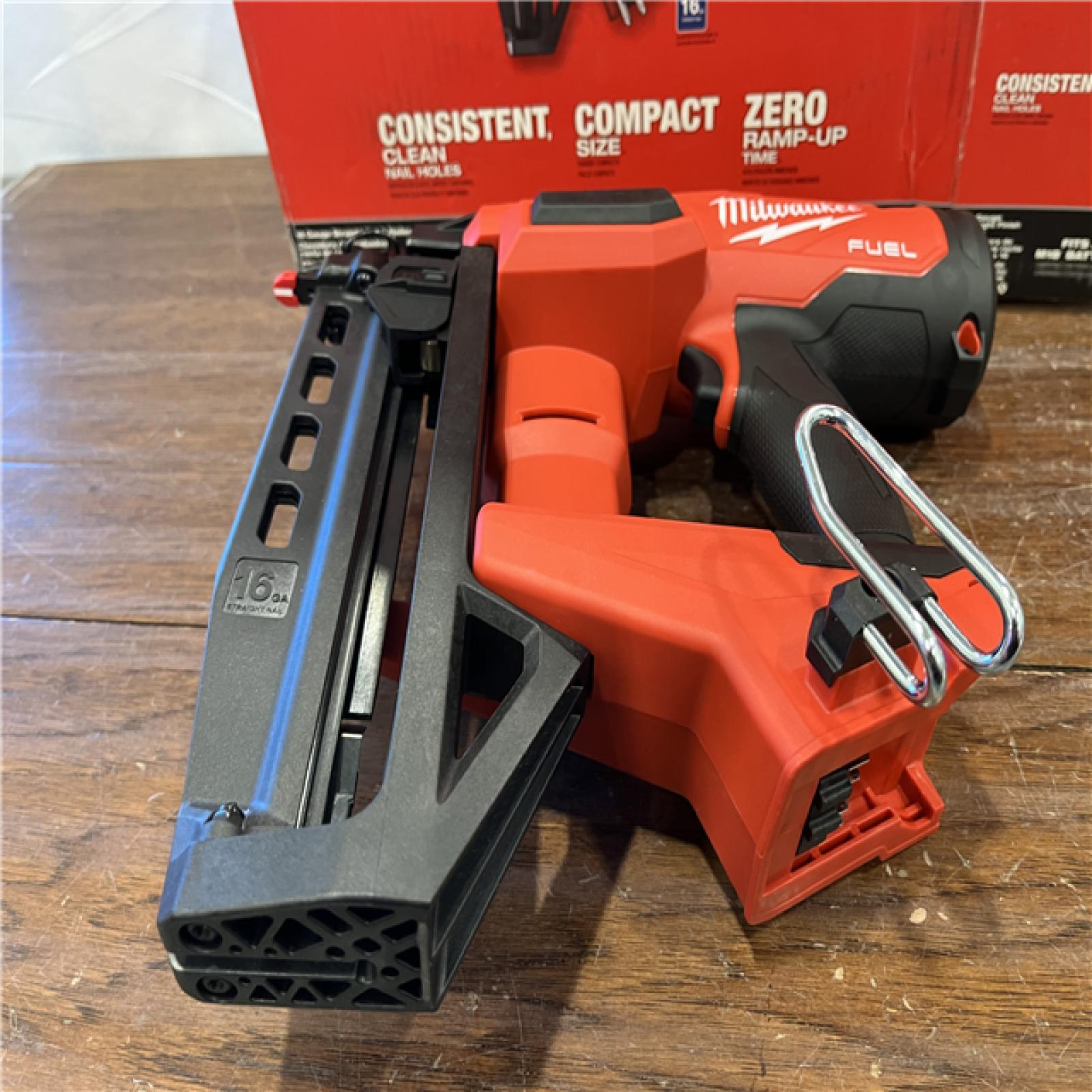 AS-ISMilwaukee Tool Cordless Finish Nail Gun 18 V 3020-20