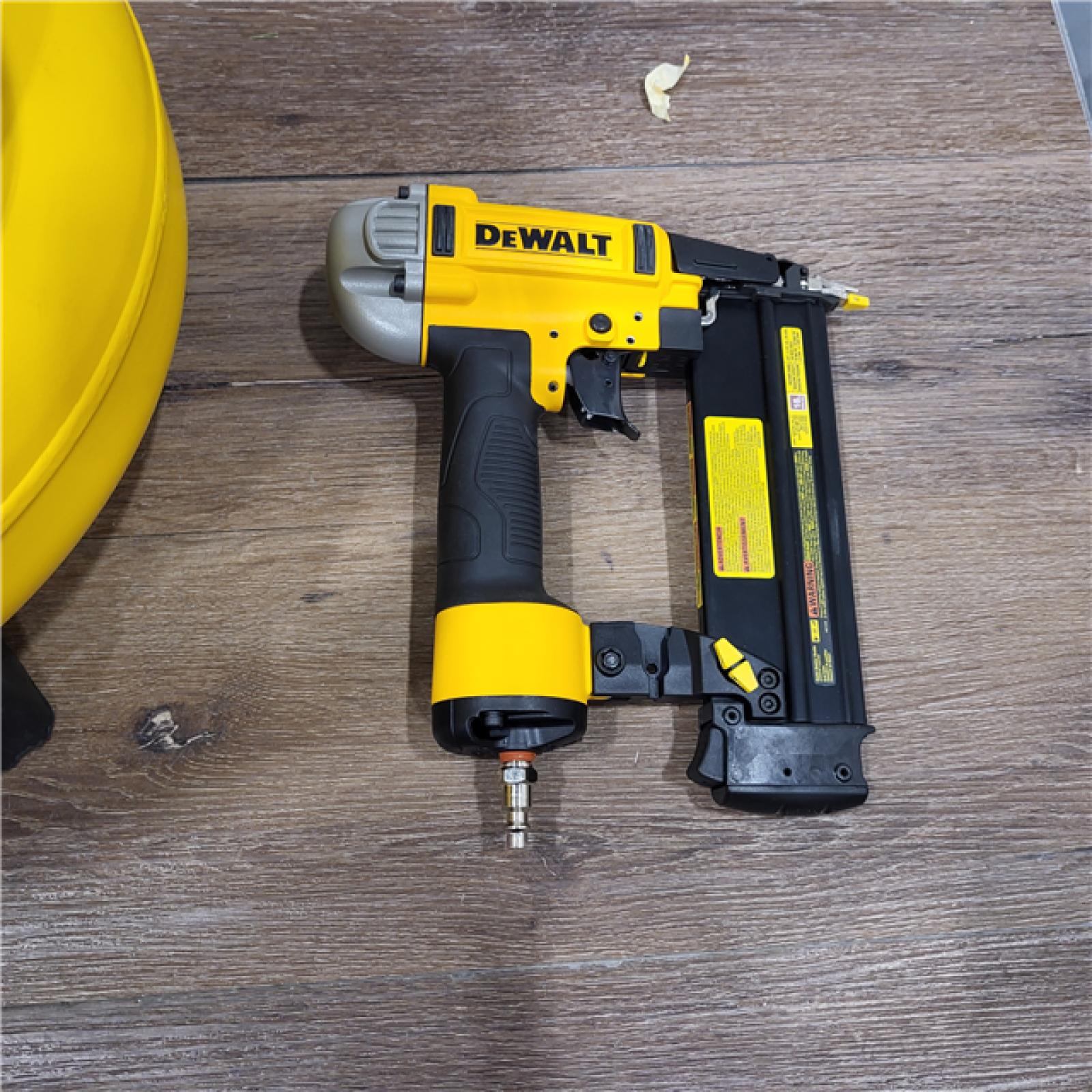 AS-IS DEWALT 6 Gal. 18-Gauge Brad Nailer and Heavy-Duty Pancake Electric Air Compressor Combo Kit