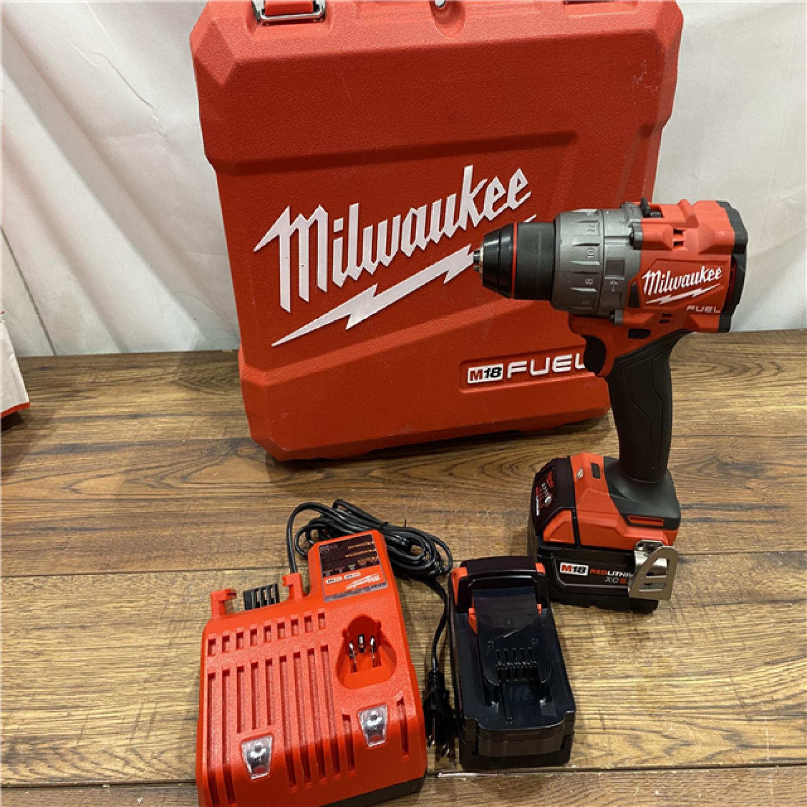 AS-IS Milwaukee 2904-22 Hammer Drill Driver Kit with Batteries  Charger & Tool Case  Red