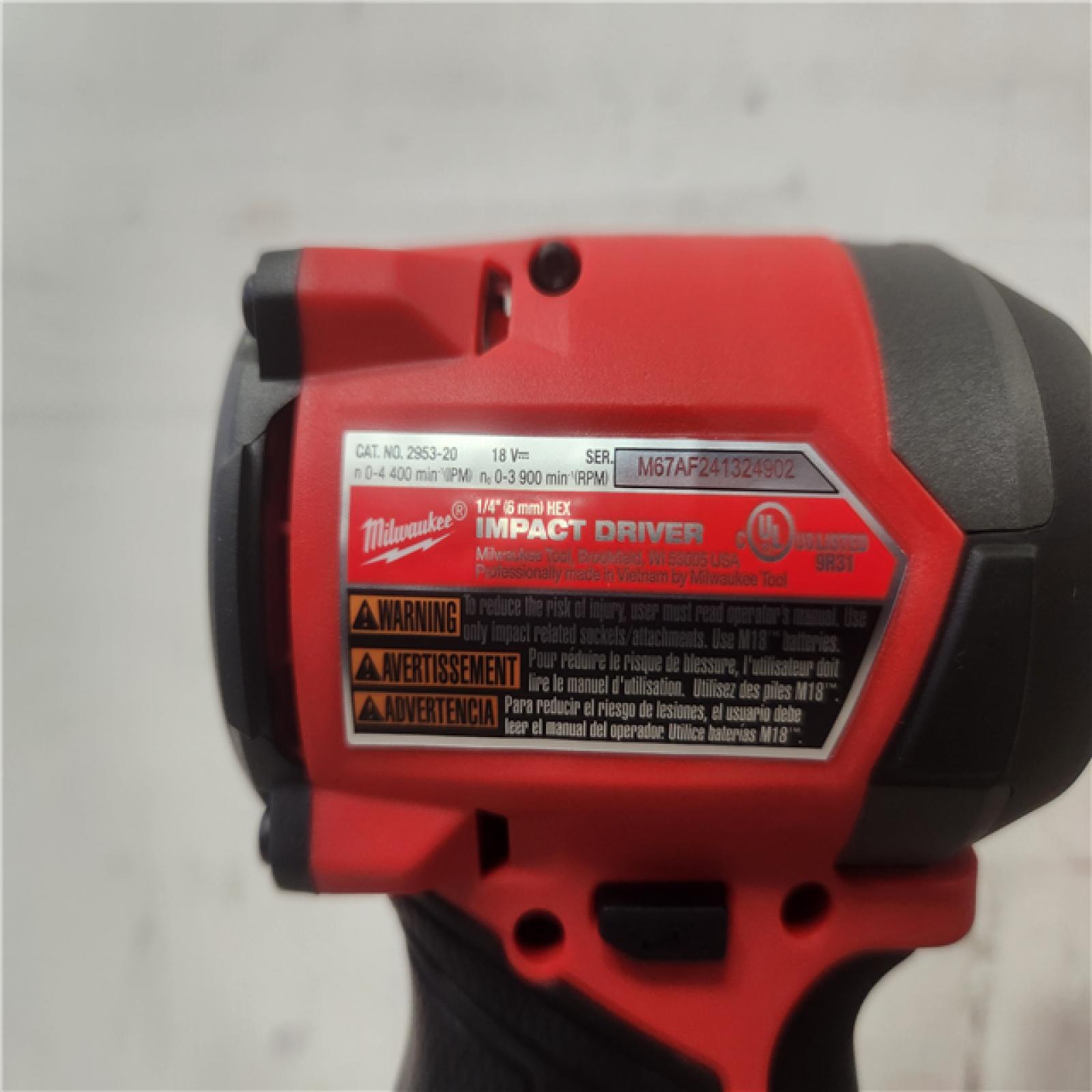 Phoenix Location NEW Milwaukee M18 FUEL 18V Lithium-Ion Brushless Cordless Hammer Drill and Impact Driver Combo Kit (2-Tool) with 2 Batteries