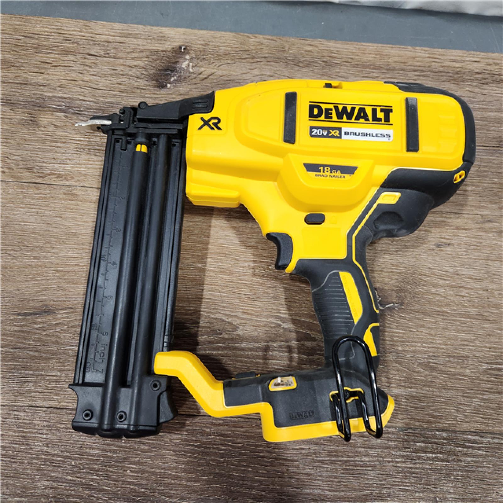 AS-IS DeWalt 20V MAX XR Lithium-Ion Electric Cordless 18-Gauge Brad Nailer (Tool Only)