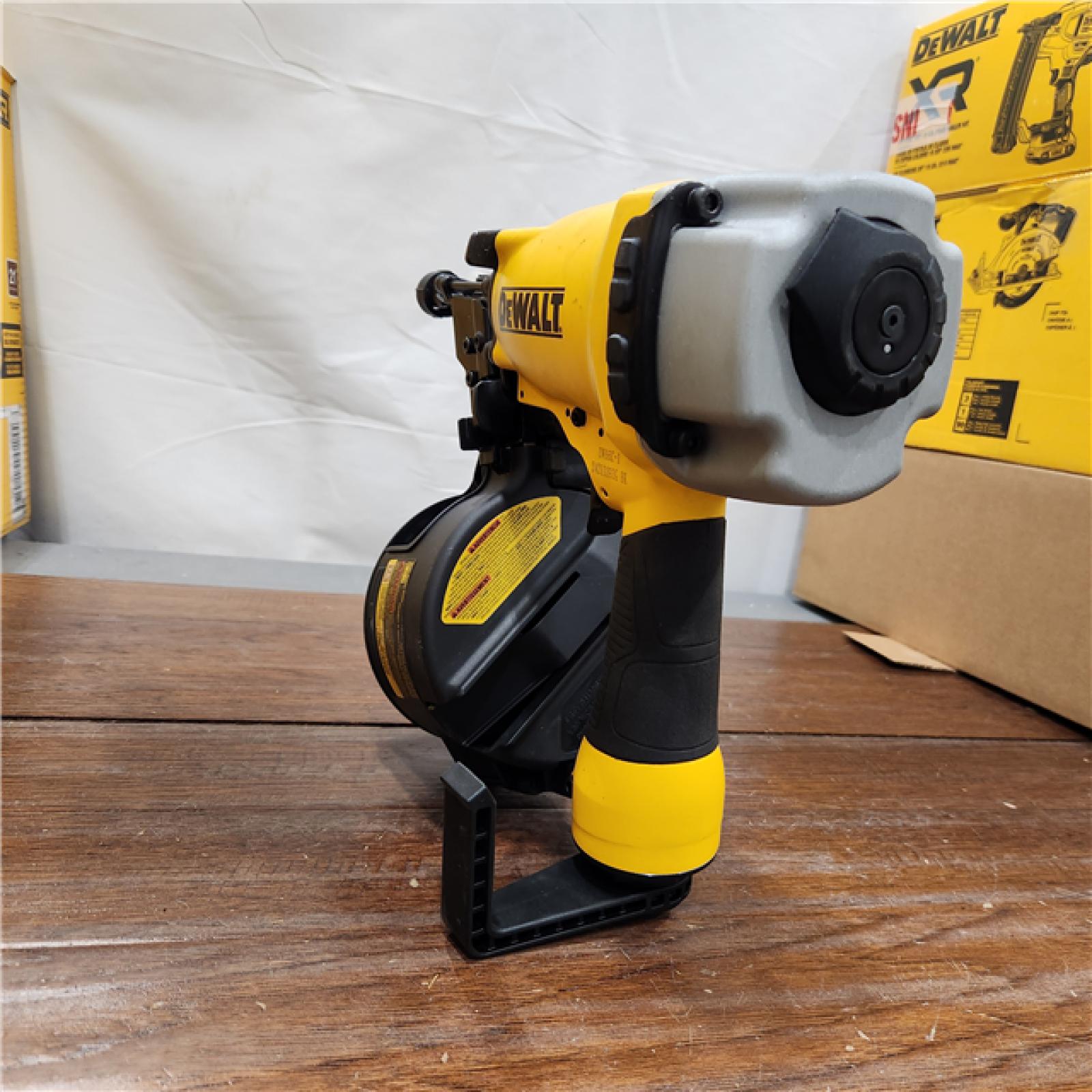 Dewalt coil siding and fencing nailer sale