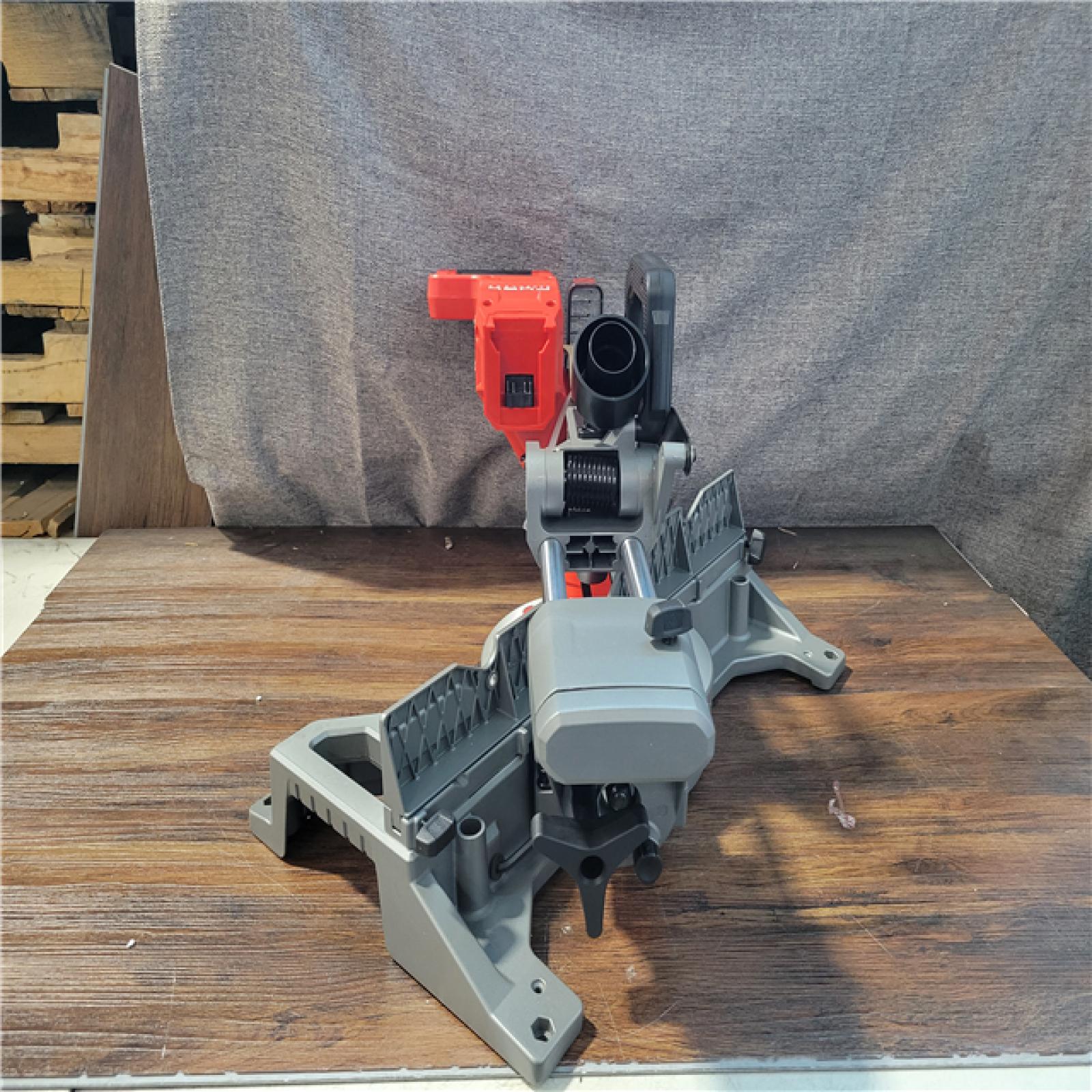 CALIFORNIA NEW MILWAUKEE 7-1/4 DUAL BEVEL SLIDING COMPOUND MITER SAW (TOOL-ONLY)