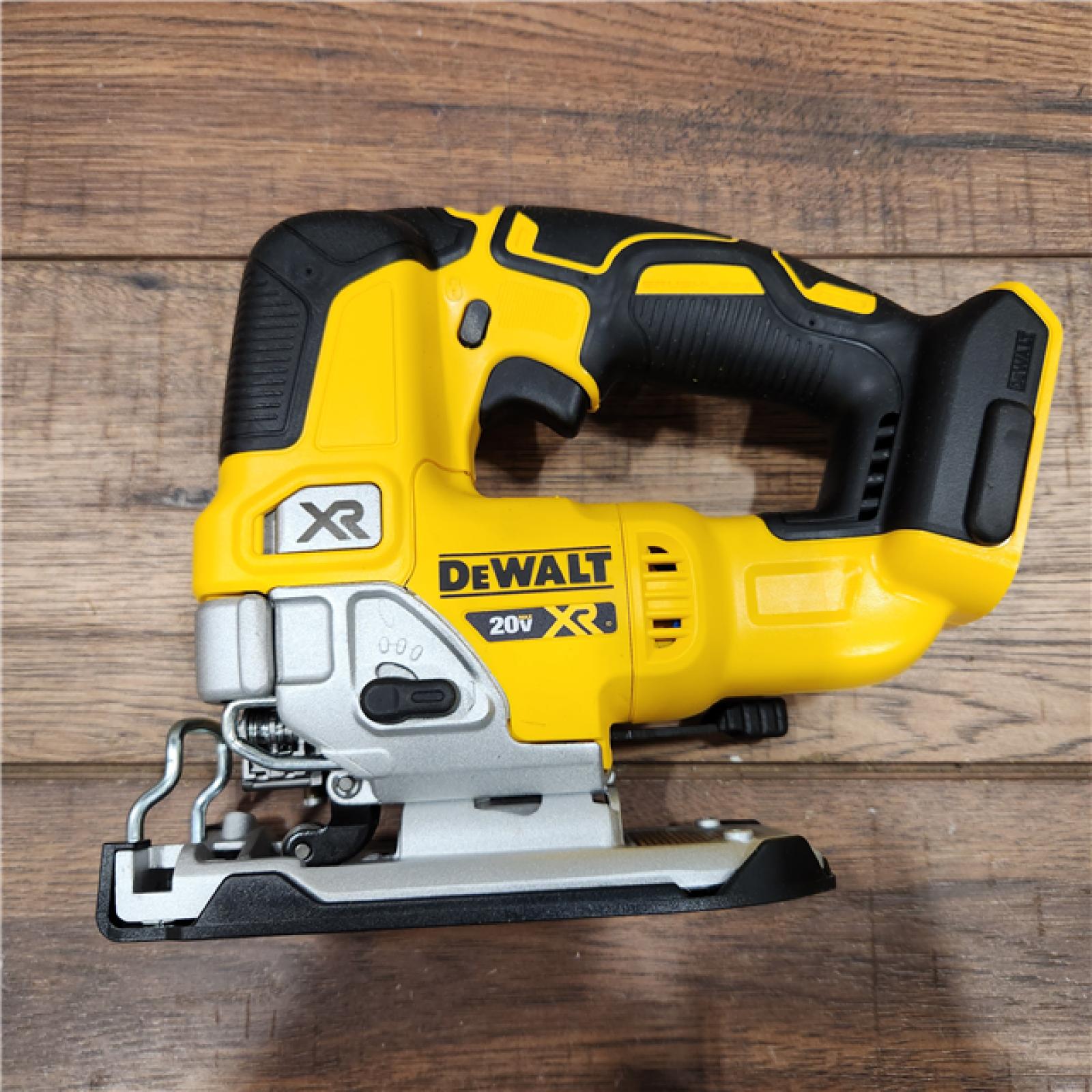 AS-IS 20V MAX XR Cordless Brushless Jigsaw (Tool Only)