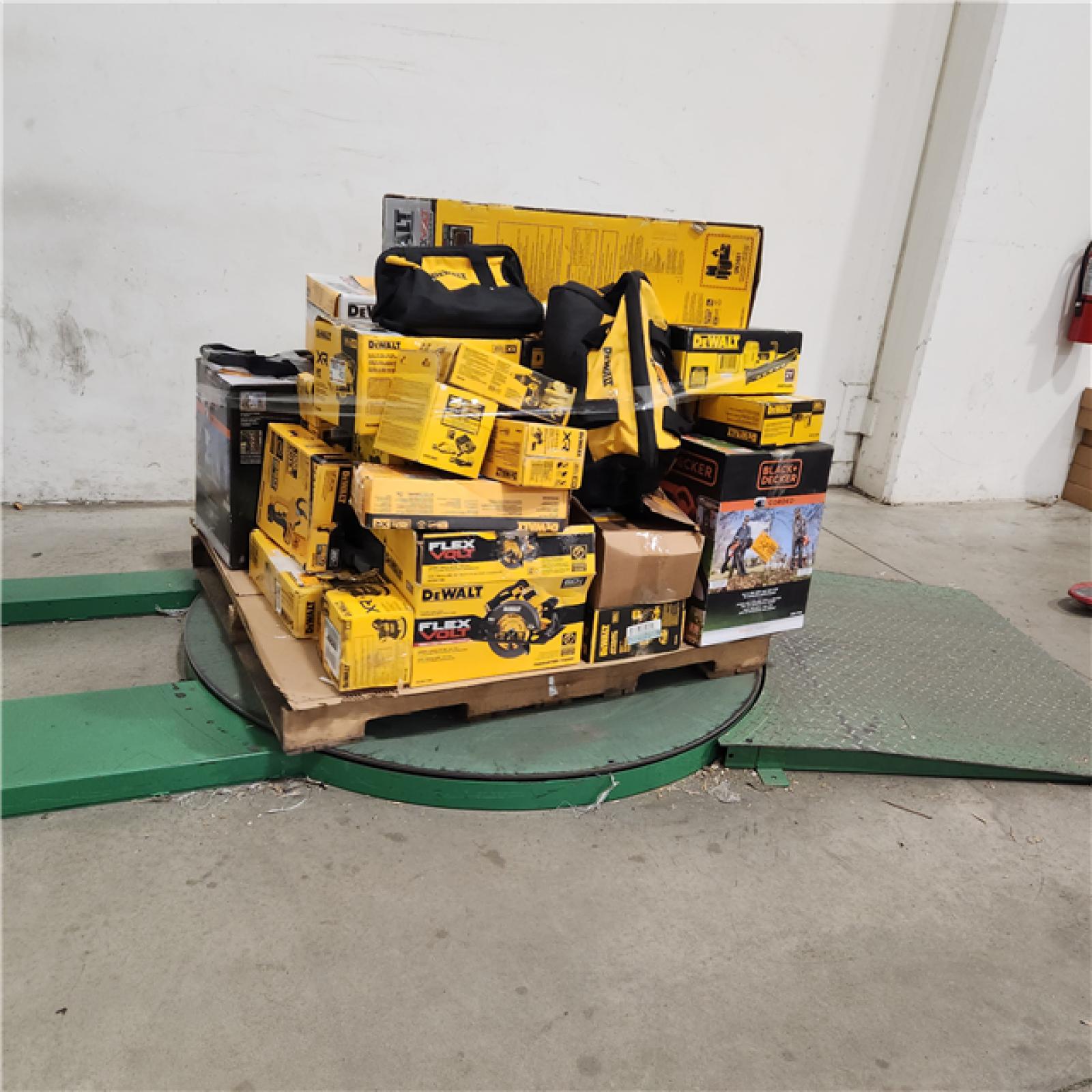 Dallas Location - As-Is DEWALT Tool Pallet