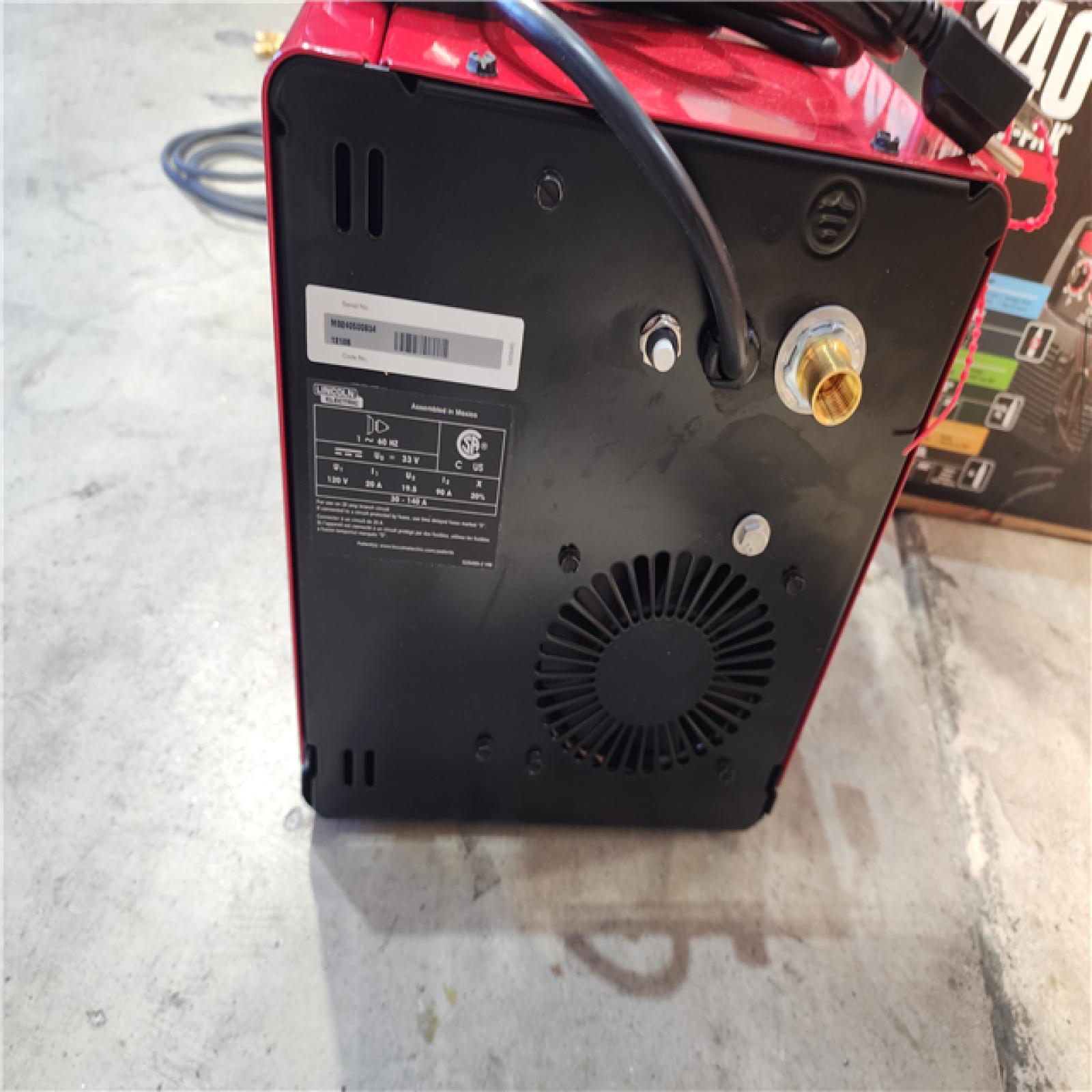 HOUSTON LOCATION - AS-IS (APPEARS LIKE NEW) Lincoln Electric 140 amp weld pak 140hd