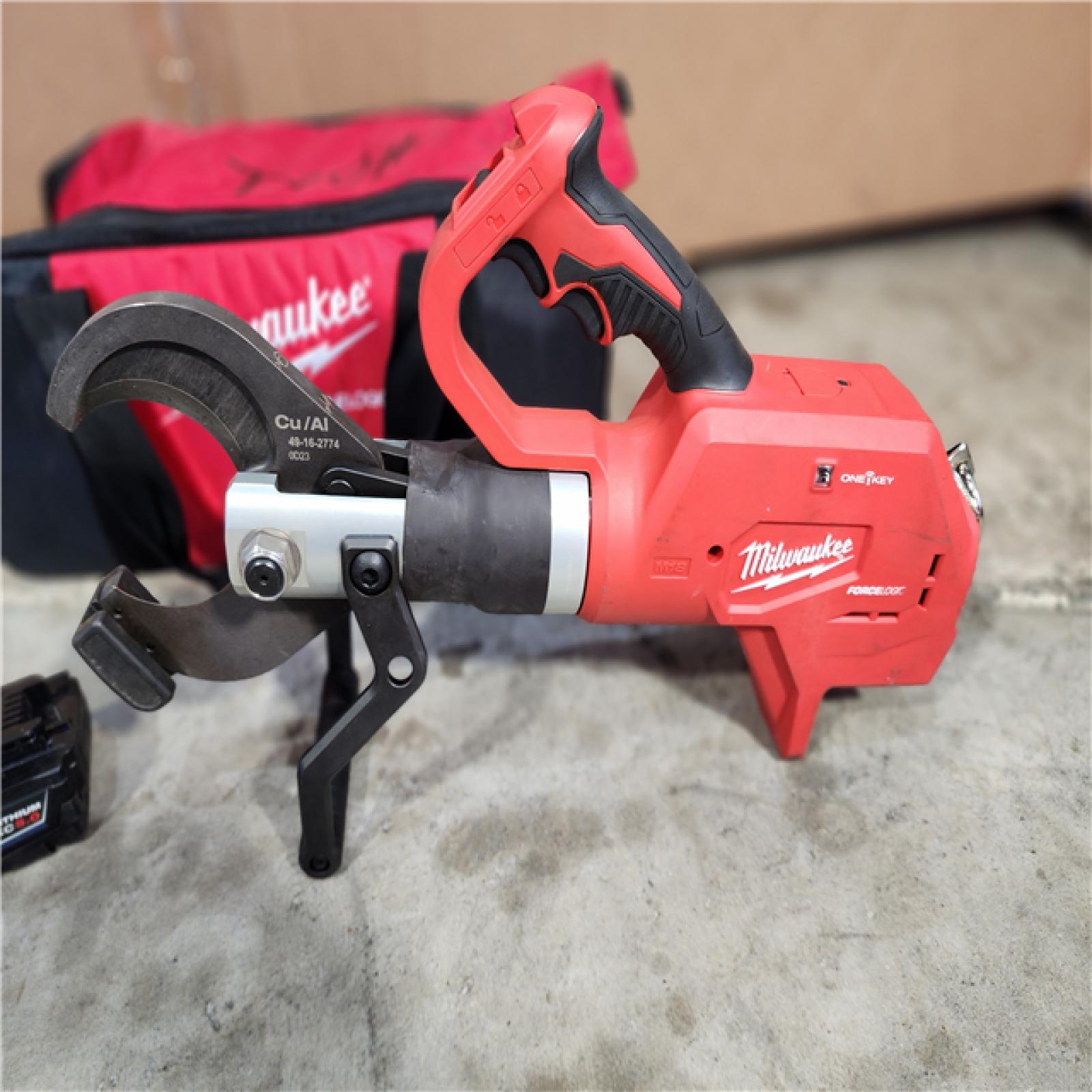 HOUSTON LOCATION - AS-IS M18 18V Lithium-Ion Cordless FORCE LOGIC 3 in. Underground Cable Cutter W/ (1) 5.0Ah Battery, Charger, Tool Bag